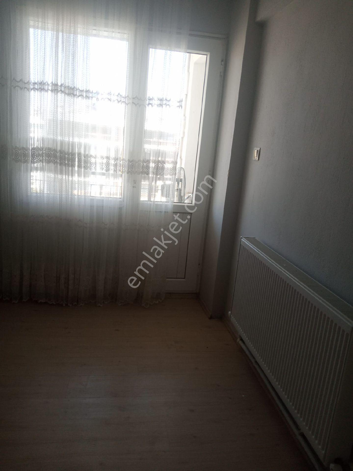 İzmir Torbalı Ertuğrul Mahallesinde 3+1 Arakat Daire Kiralık - Görsel 6