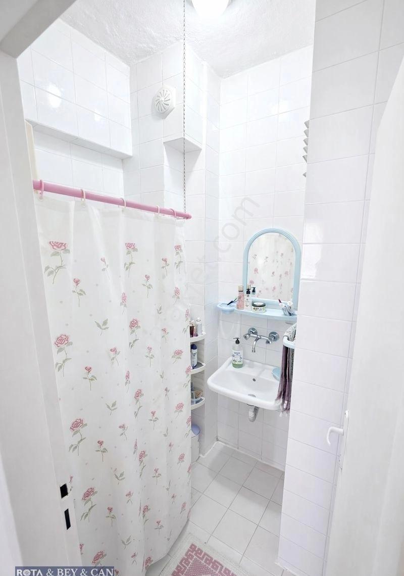 Rota'dan | Site İçerisinde | Bakımlı | Köşe Konum 3+1 Daire - Görsel 21