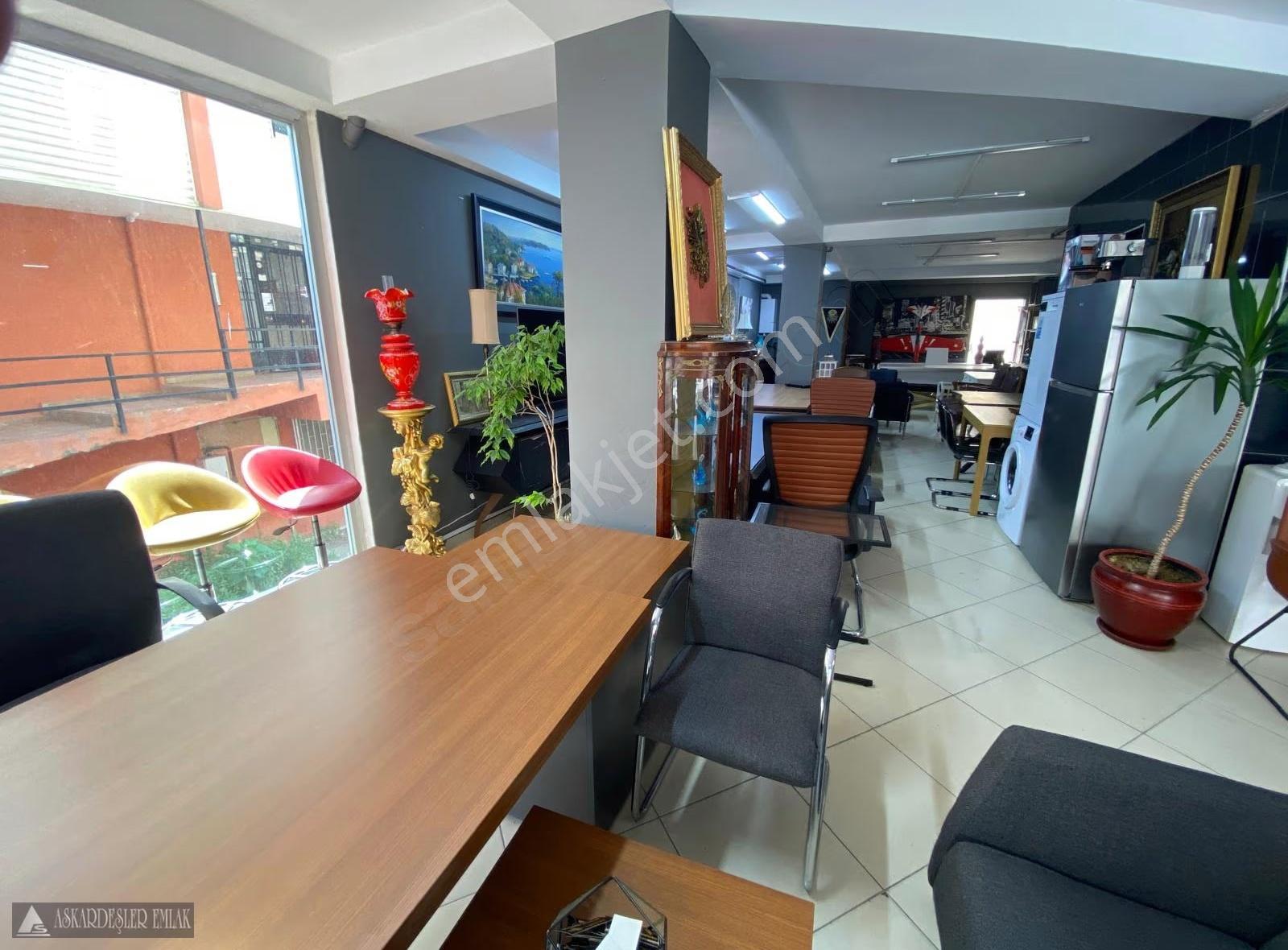 Mektep Caddesi Üzeri Net 120 M² Kullanımlı Satılık Mağaza - Görsel 19