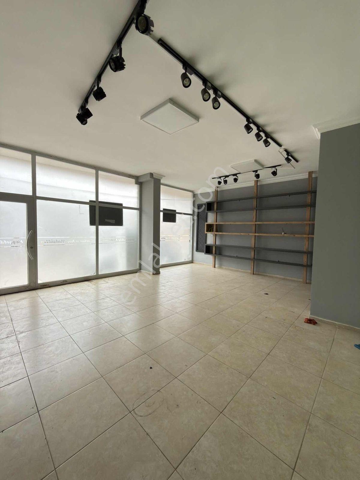 Ahmetli Ulu Cami Mahallesi'nde Kiralık 217 M2 Dükkan/mağaza - Görsel 2