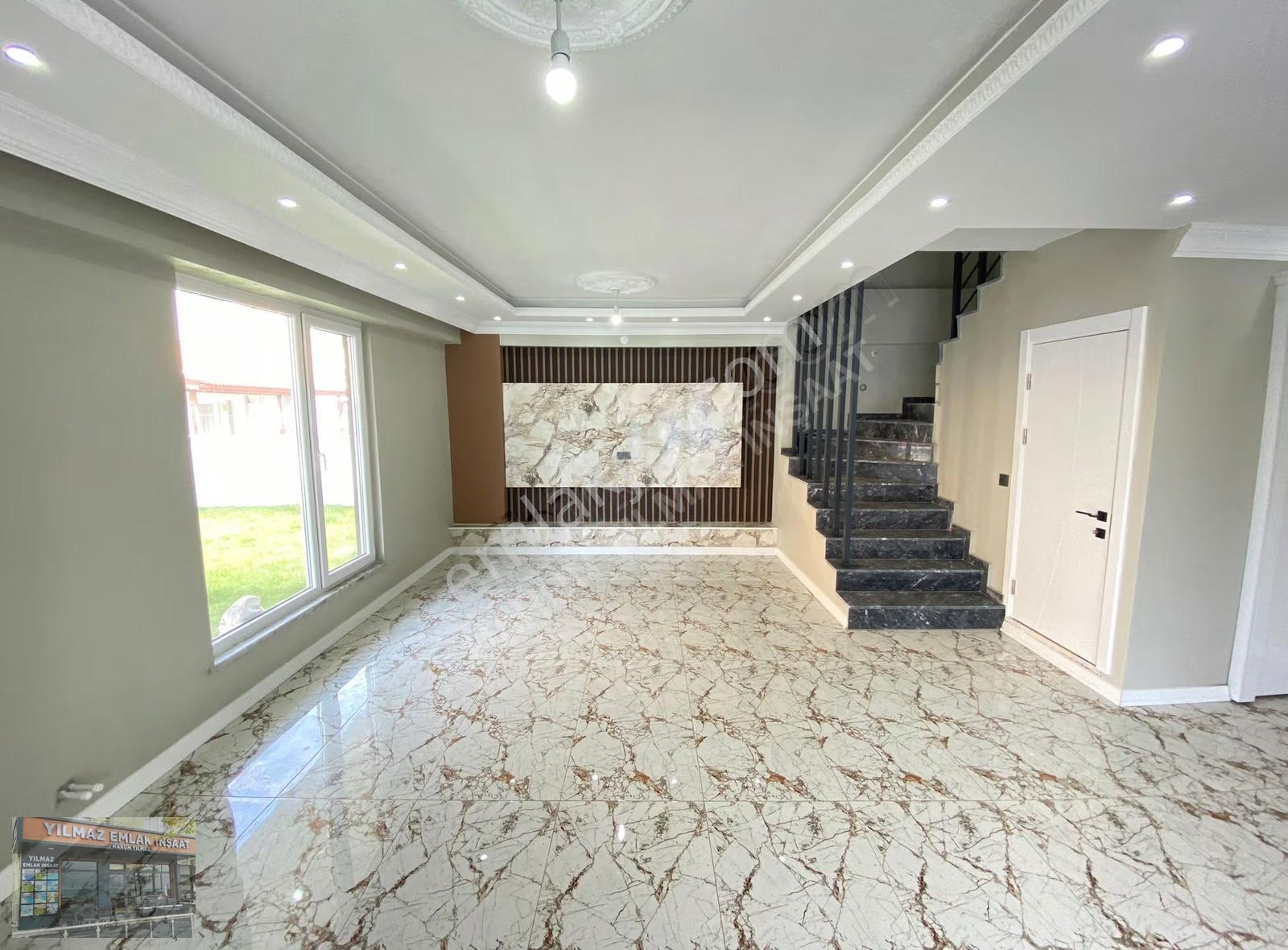 Harunyılmaz İnşaa"ttan 4+1 210m2 Havuzlu Otaparklı Muthiş Villa - Görsel 33