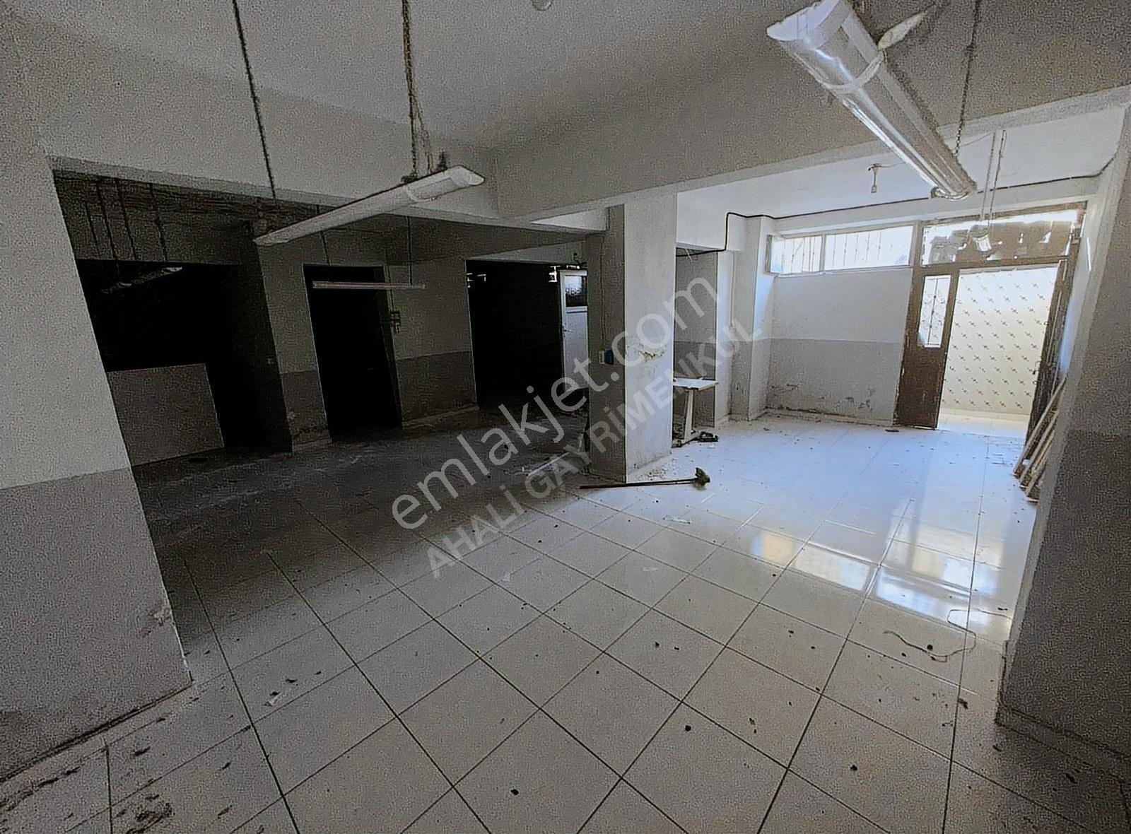 100m2 Tekstile Depoya Uygun Kralik Dükkan Kalp Damarla Karşılıkl - Görsel 15