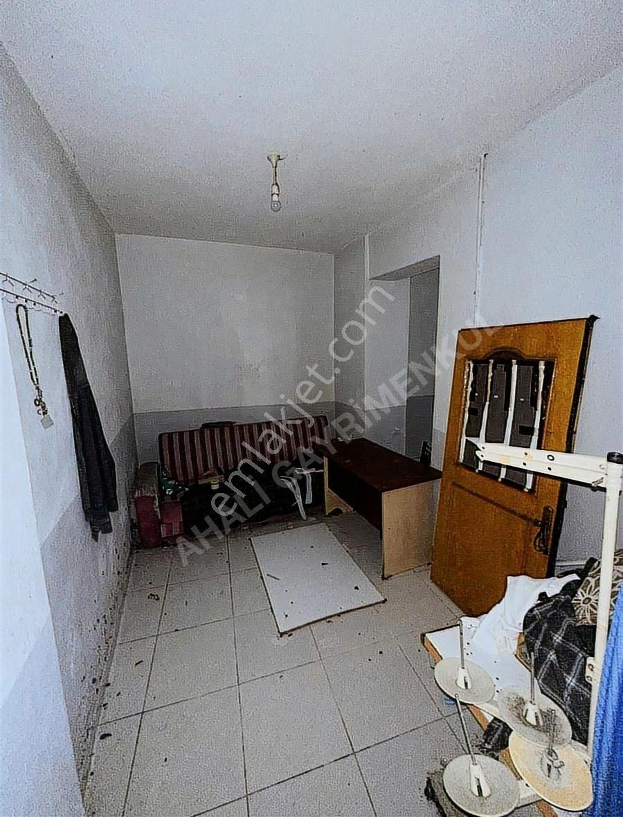 100m2 Tekstile Depoya Uygun Kralik Dükkan Kalp Damarla Karşılıkl - Görsel 13