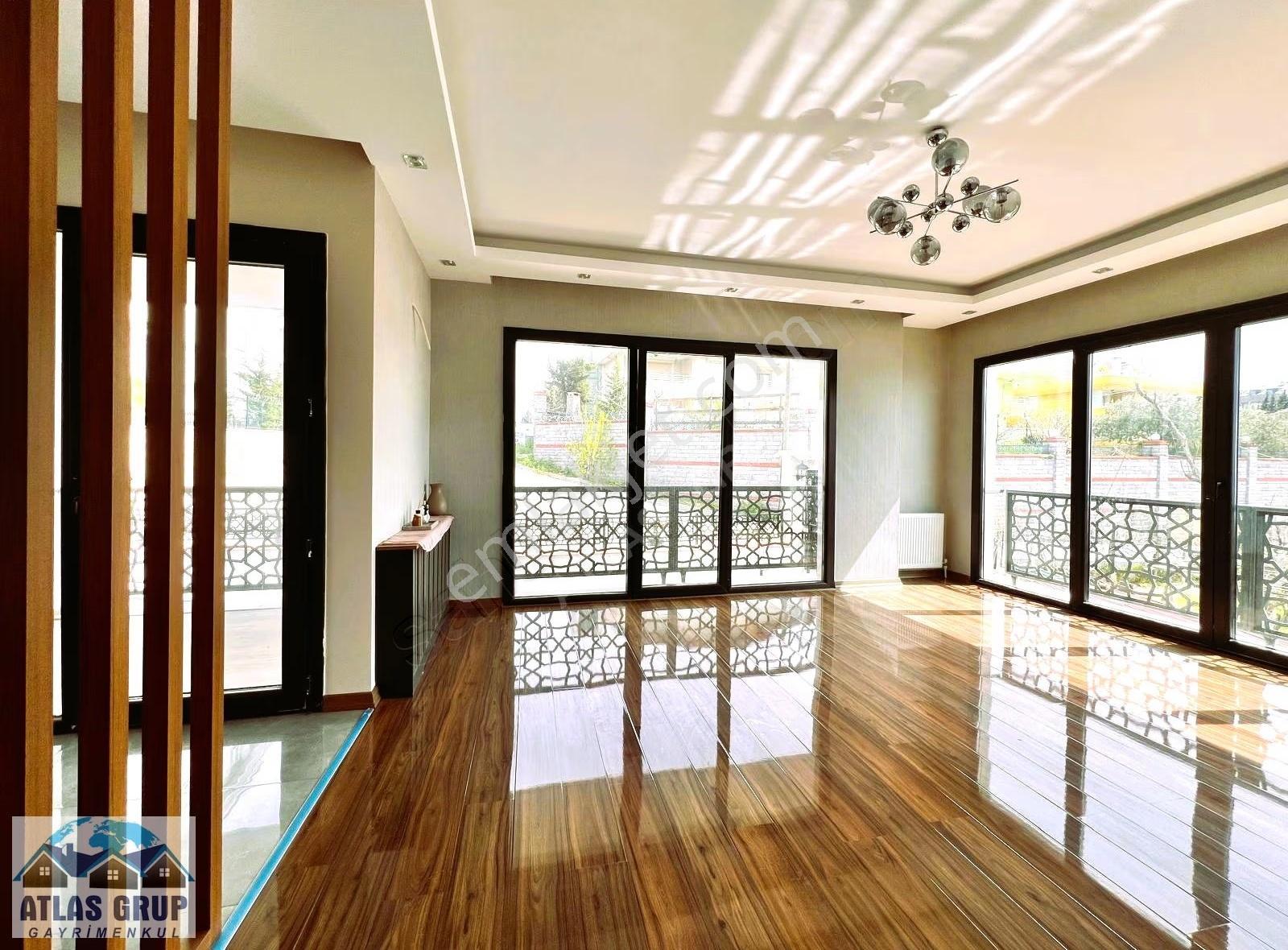 Beylikdüz'nde Deniz Manzaralı Villa Tadın Da Sıfır 3+1 Daire - Görsel 21