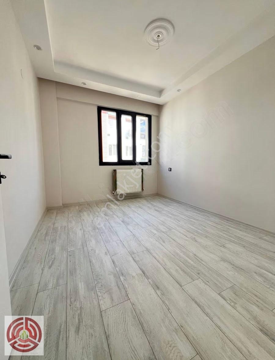 Emir Grup'tan Pazar Yerinde 2+1 Kiralık Arakat Sıfır Daire - Görsel 13