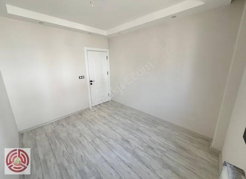 Emir Grup'tan Pazar Yerinde 2+1 Kiralık Arakat Sıfır Daire - Görsel 9