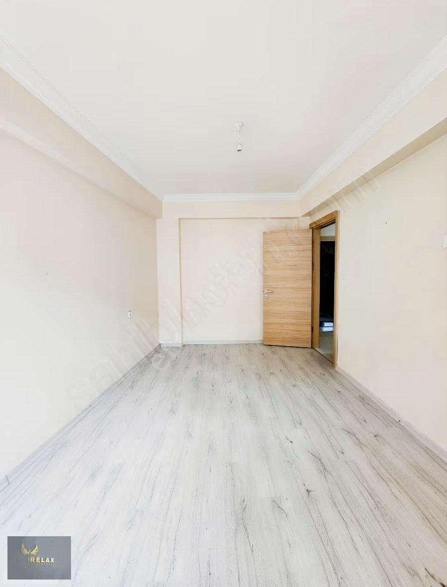 Kapalı Pazara Yakın Konumda Ayrı Mutfaklı 1+1 Kiralık Daire - Görsel 25