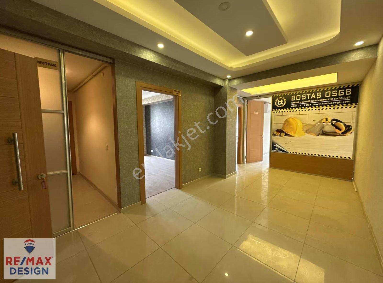 Adapazarı Şeker Mah. Anayol Üzeri Kiralık 2+1 Ofis - Görsel 13