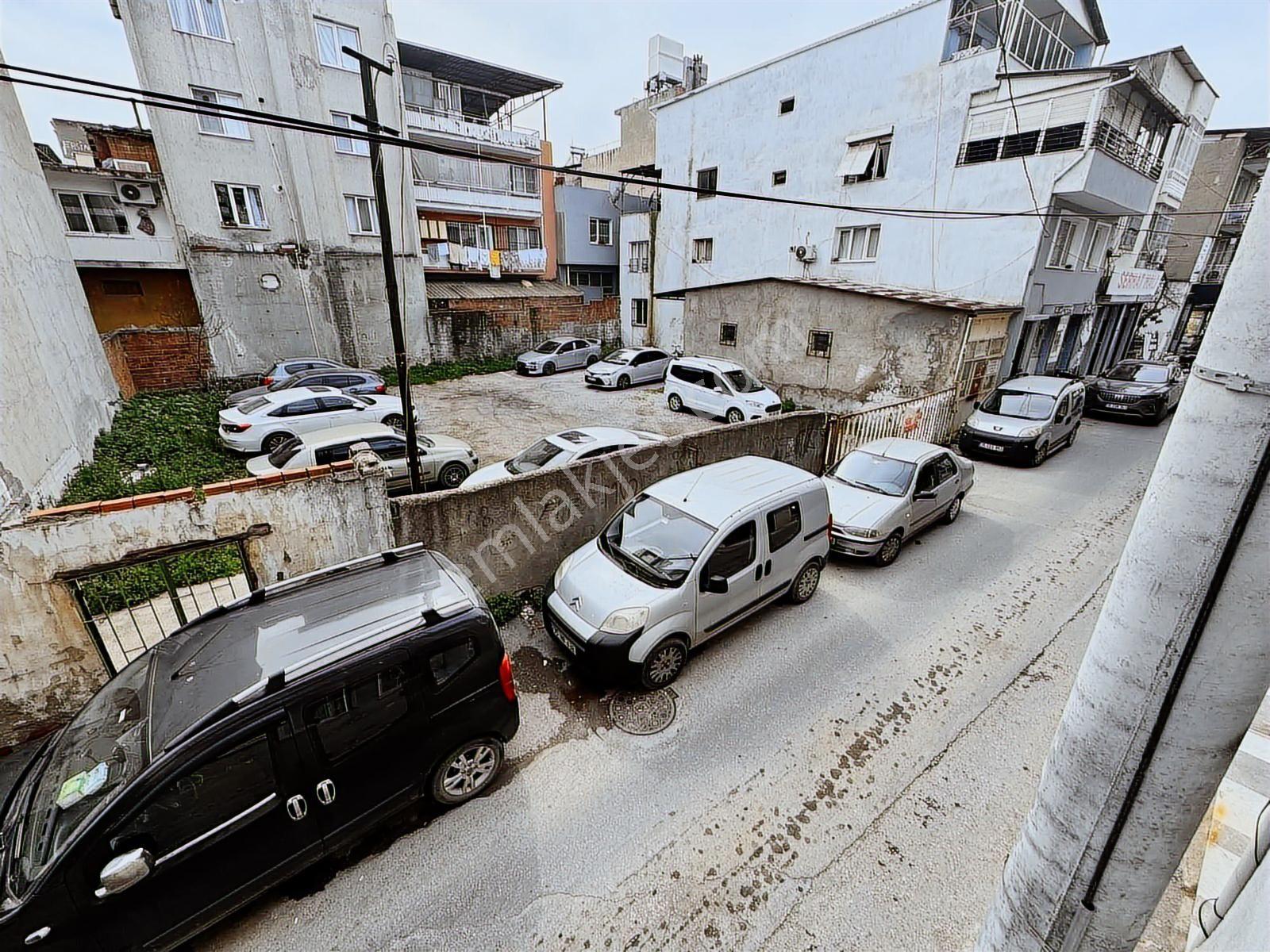 Novuss Gayrimenkul\\atatürk Meslek Lisesi Karşısı Müstakil