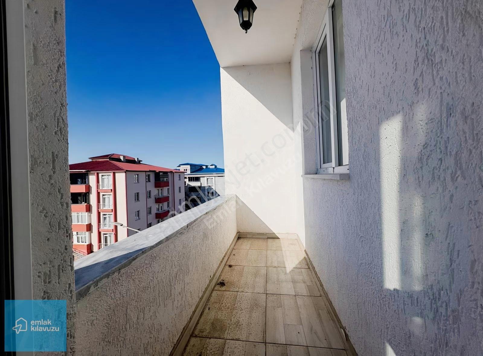 Emlak Kılavuzu By Sadik'ten Şehitler Mah'de Kiralık 1+1 Daire - Görsel 4