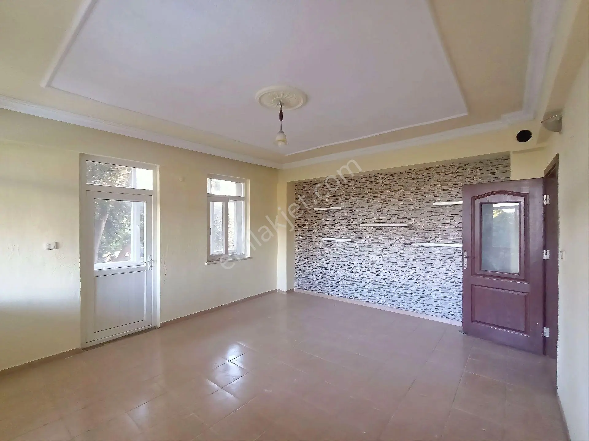 Manavgat Ulukapı'da Kiralık 2+1 | 130 M² Geniş Balkonlu Ferah Daire