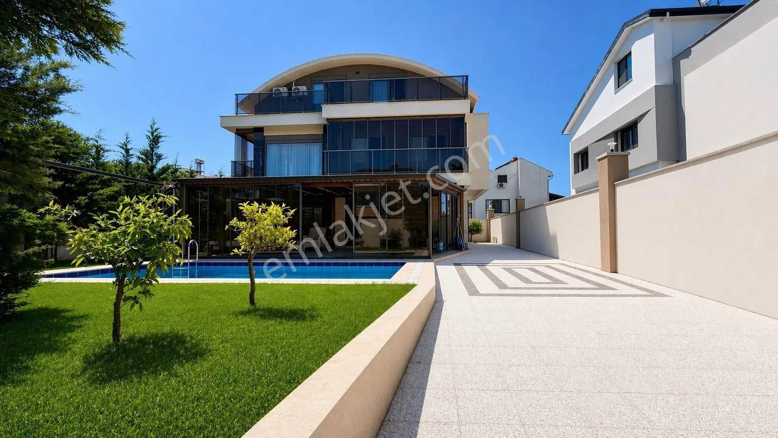 Belekte Havuzlu & Saunalı Lüks Müstakil 5+1 Villa