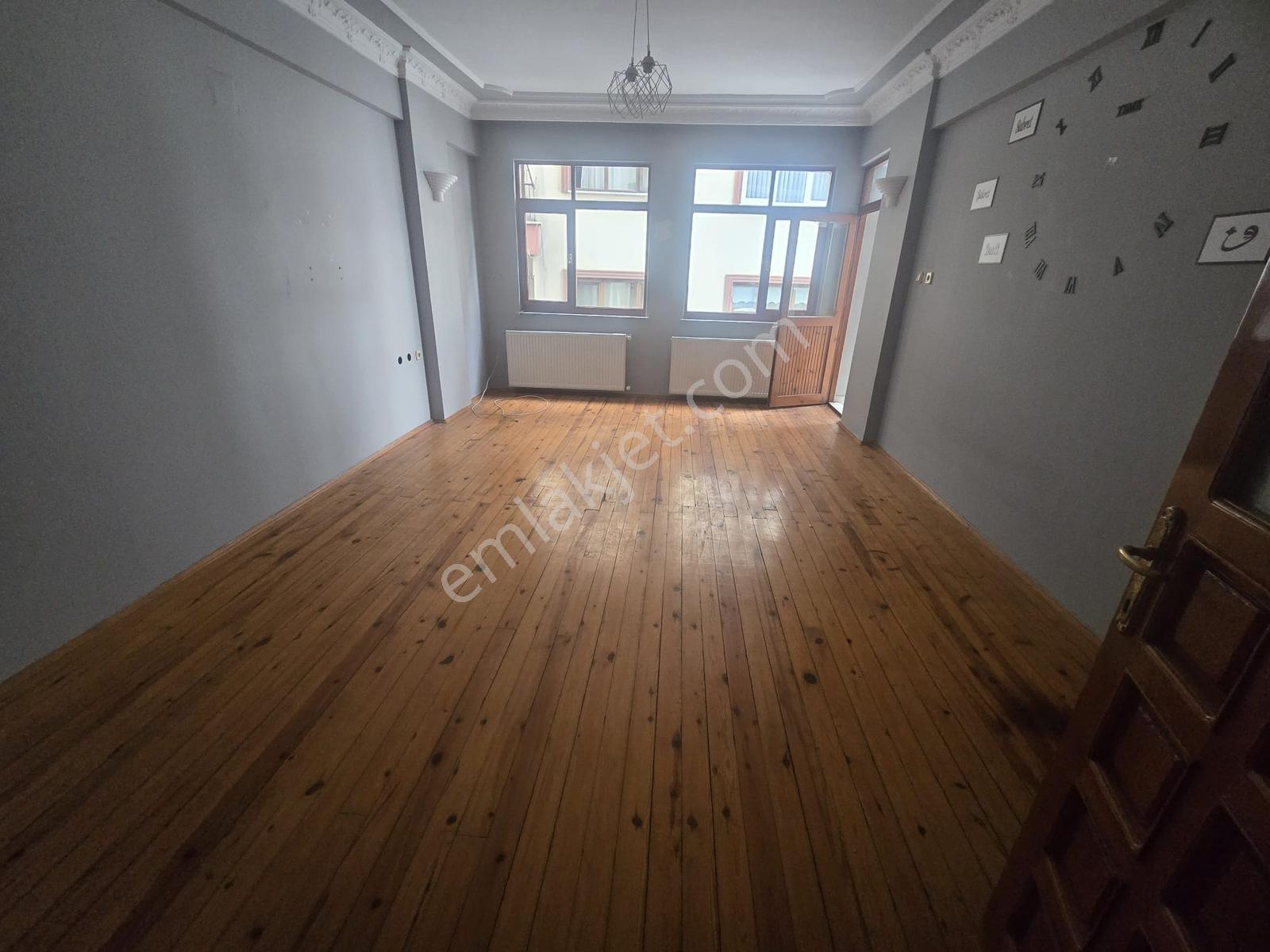 Yardım Emlaktan Akçaabat Yeni Mahallede Kiralık Daire - Görsel 2