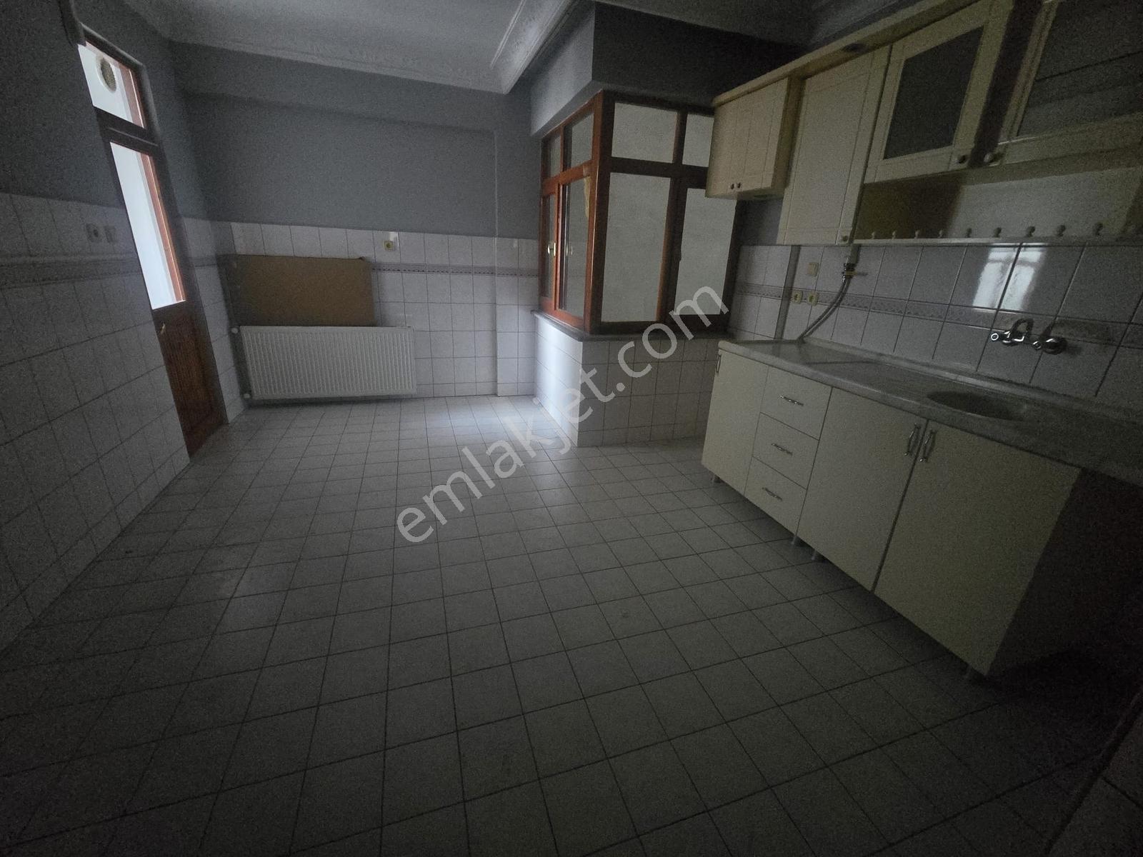 Yardım Emlaktan Akçaabat Yeni Mahallede Kiralık Daire - Görsel 11