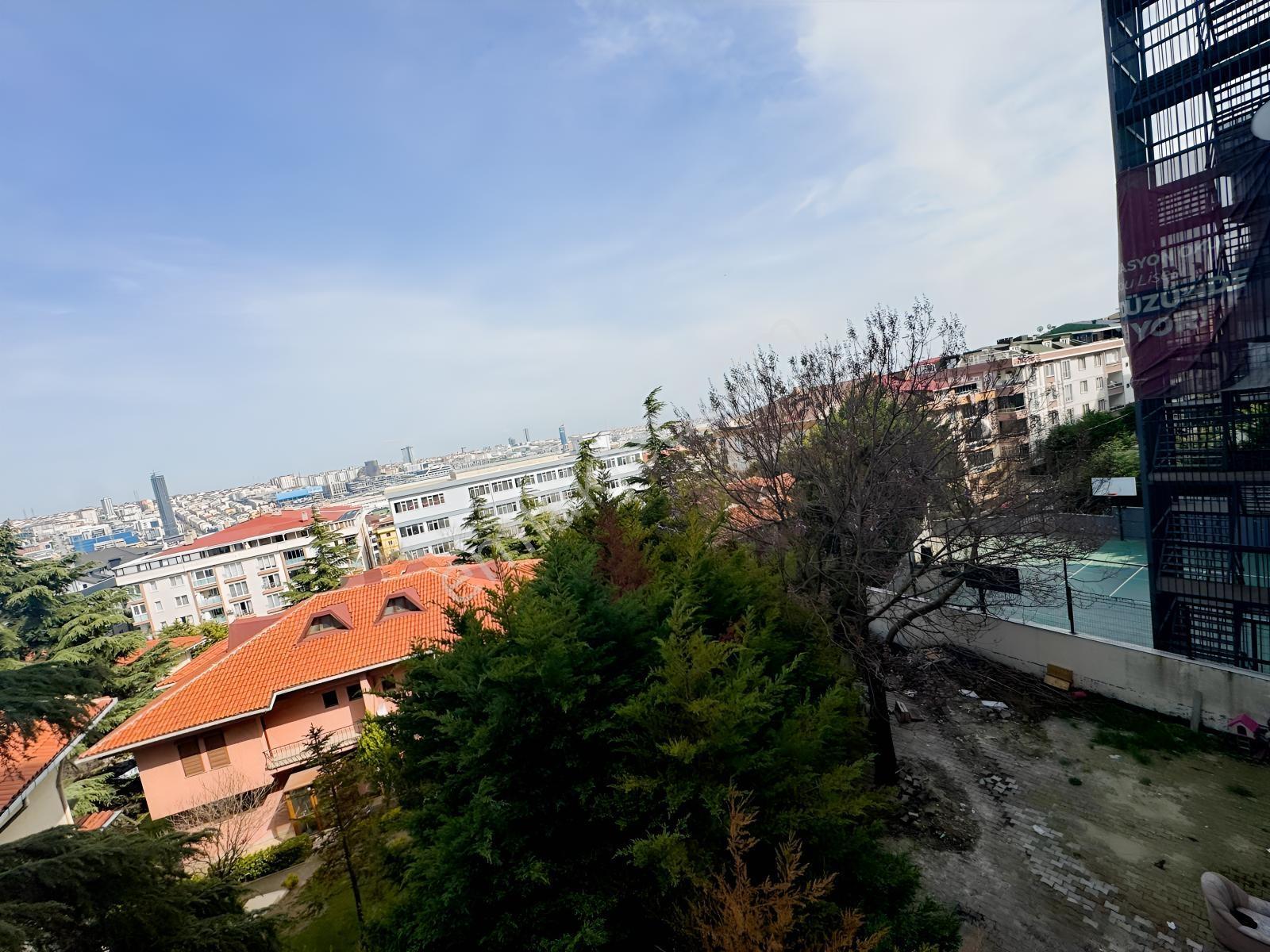 Beylikdüzü Yakuplu Da Kiralık 3 Katlı 150 M2 Ofis Dükkan - Görsel 24