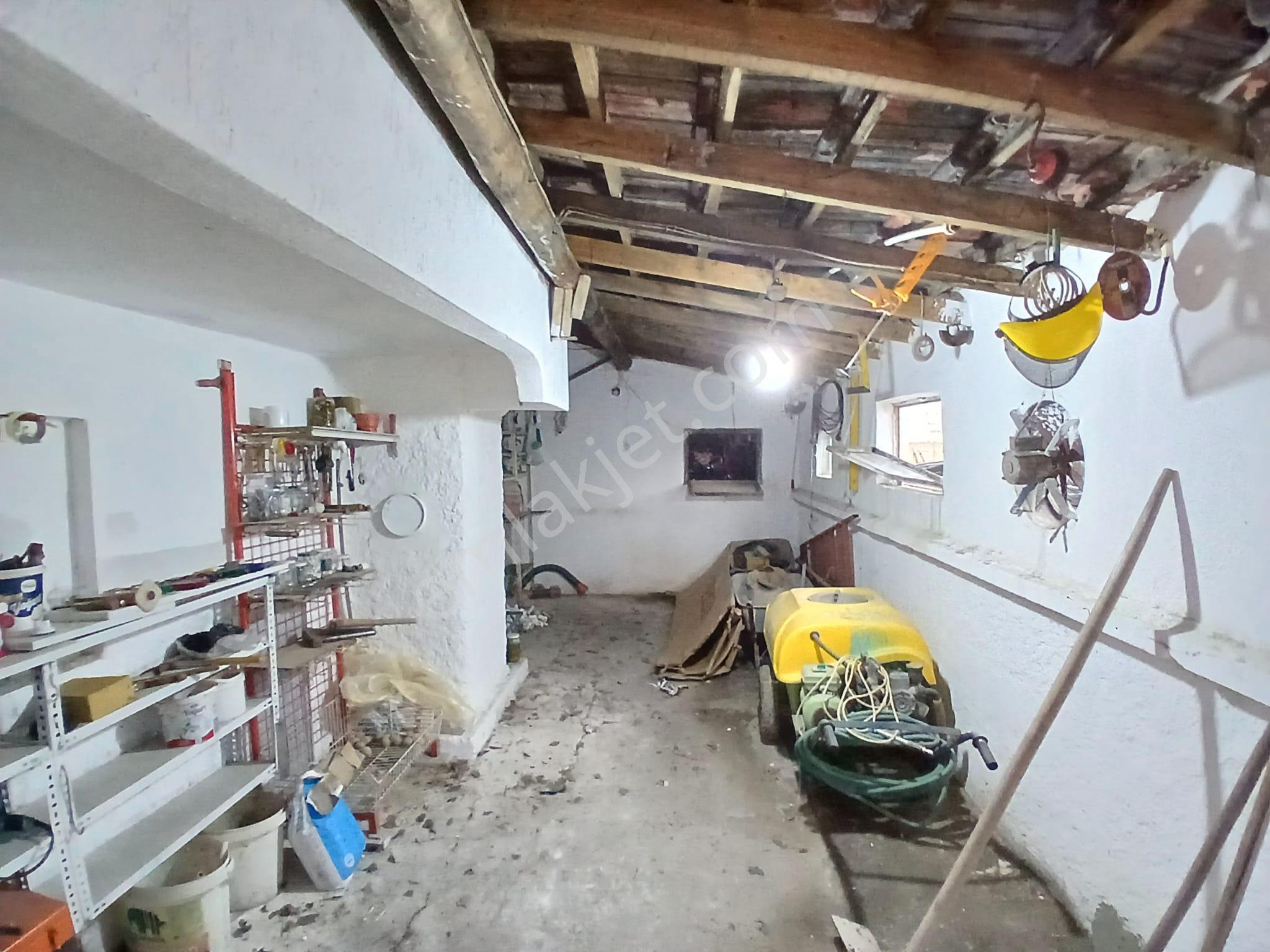 Akçay Emlak'tan Akşehir Tipi Mahallesinde Komple Satılık Bina Ve Arsası - Görsel 32