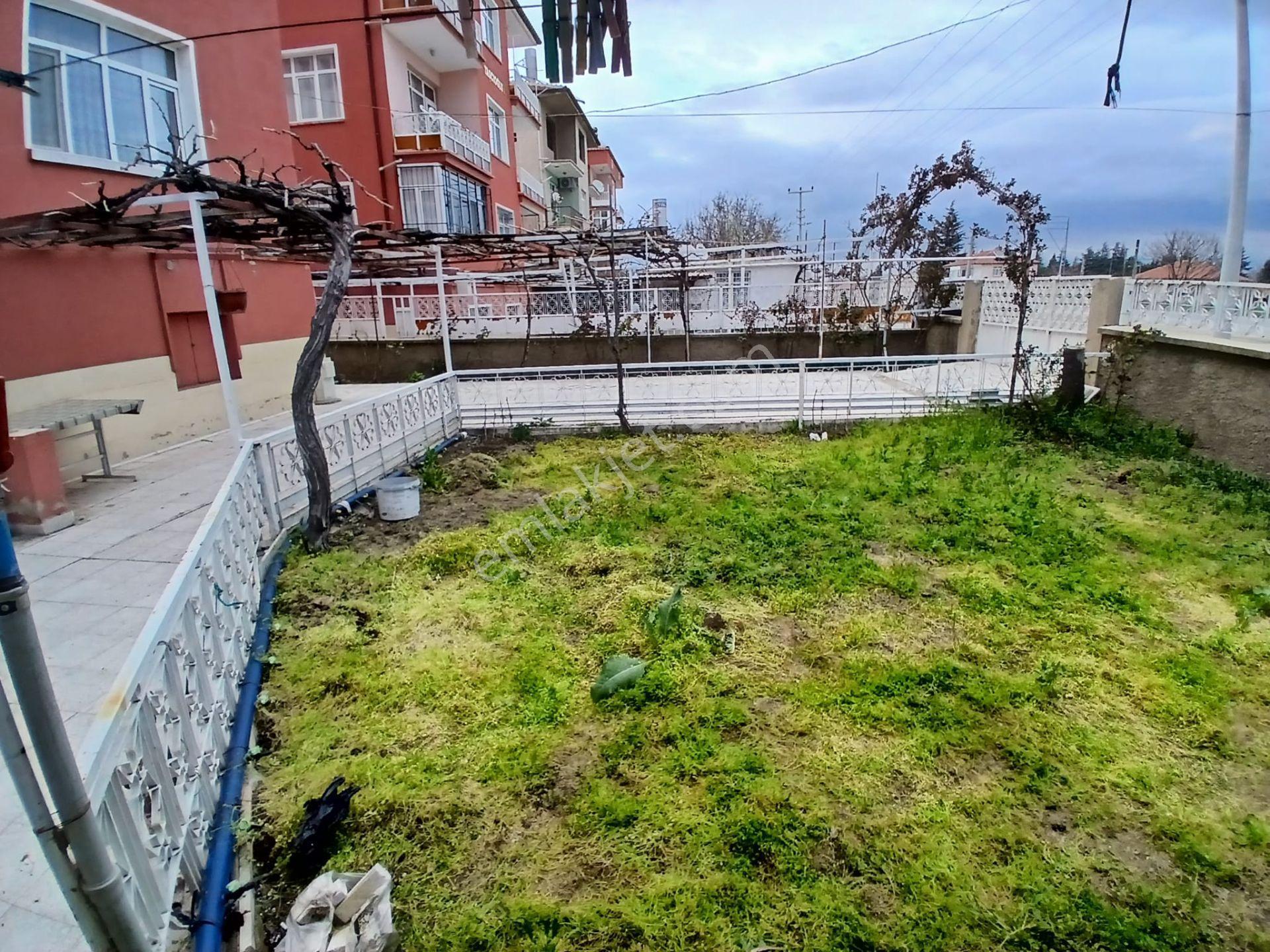Akçay Emlak'tan Akşehir Tipi Mahallesinde Komple Satılık Bina Ve Arsası - Görsel 8