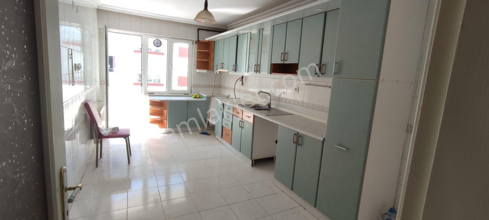 Çorlu Omurtak Caddesi Üzerinde Kapalı Otoparklı Kiralık Daire P.no:7768 M
