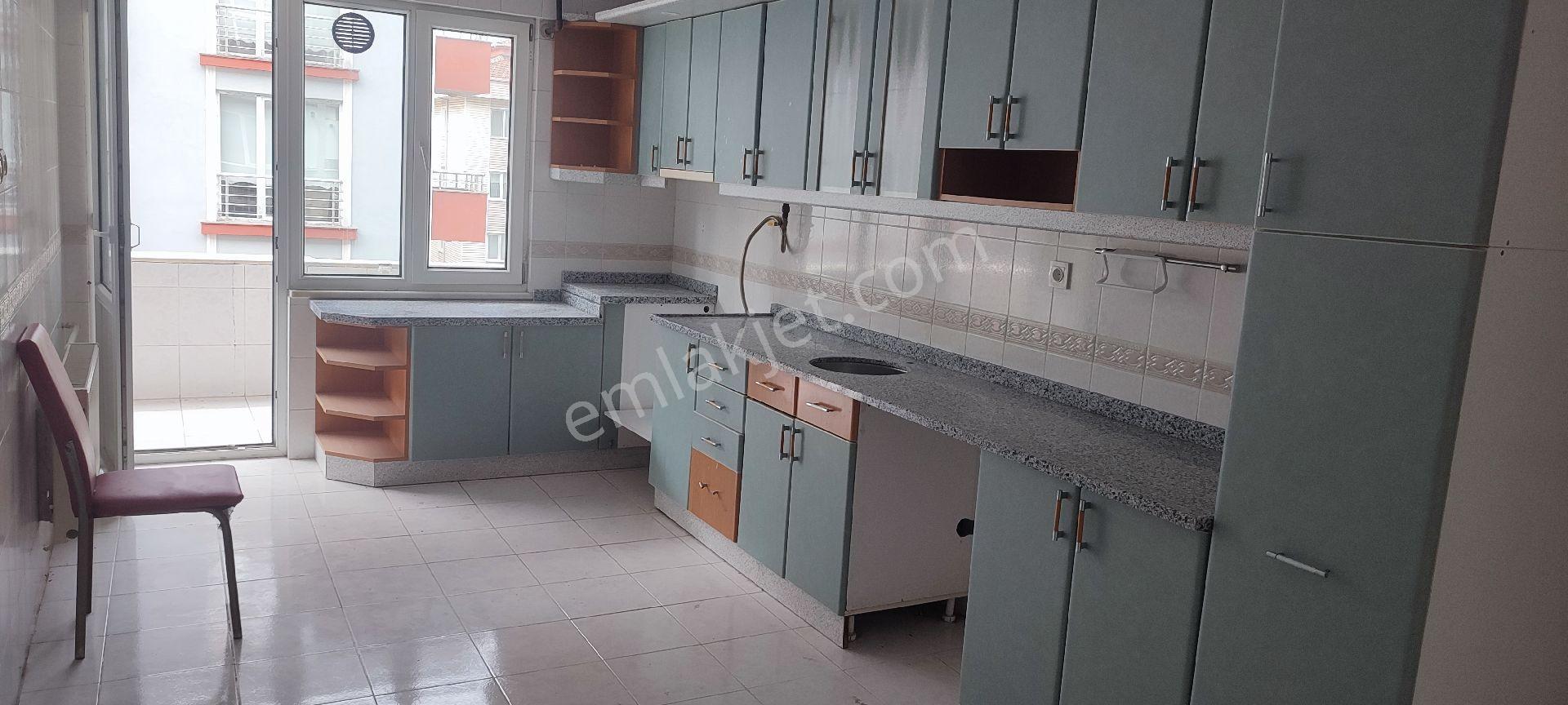 Çorlu Omurtak Caddesi Üzerinde Kapalı Otoparklı Kiralık Daire P.no:7768 M - Görsel 4