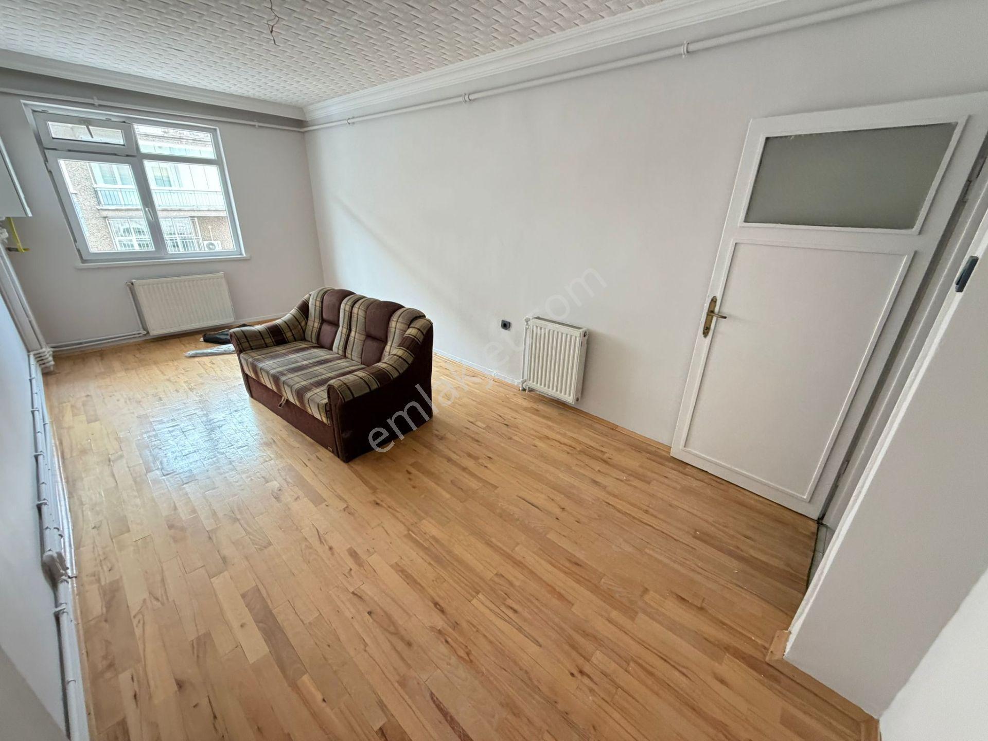 Şafak'tan Fatih Cad. Yanı 2+1 Ön Güney Cephe Balkonlu Kiralık - Görsel 18