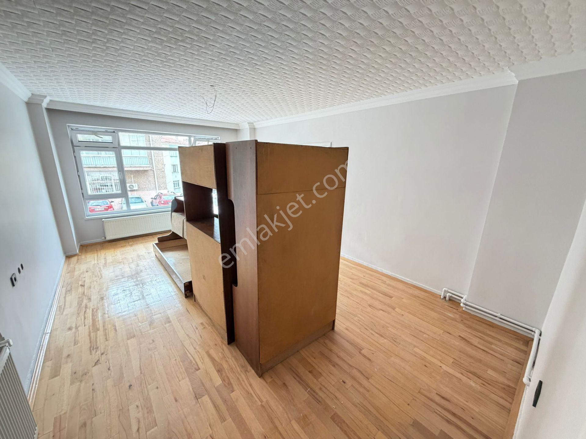 Şafak'tan Fatih Cad. Yanı 2+1 Ön Güney Cephe Balkonlu Kiralık - Görsel 12