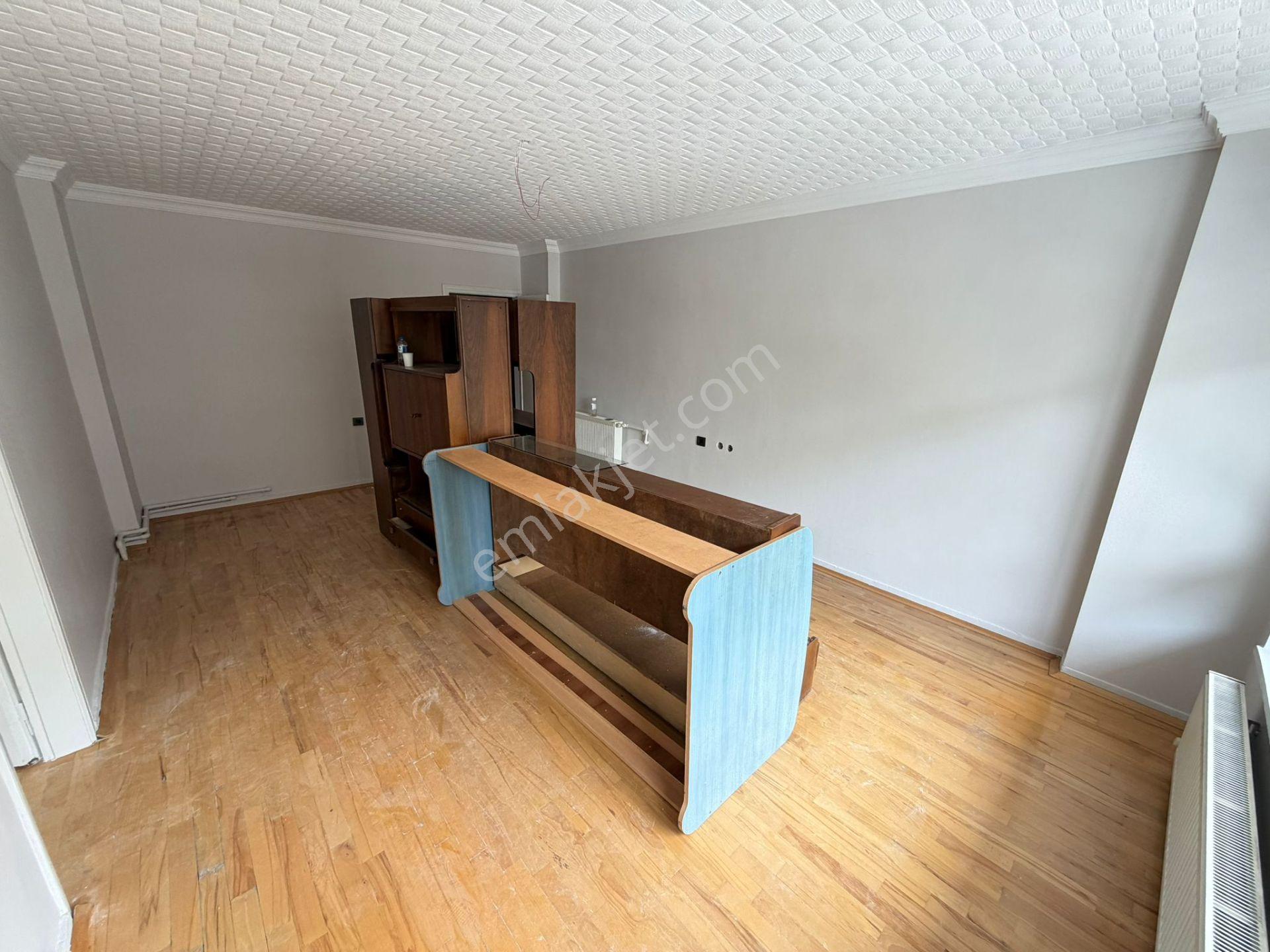 Şafak'tan Fatih Cad. Yanı 2+1 Ön Güney Cephe Balkonlu Kiralık - Görsel 6