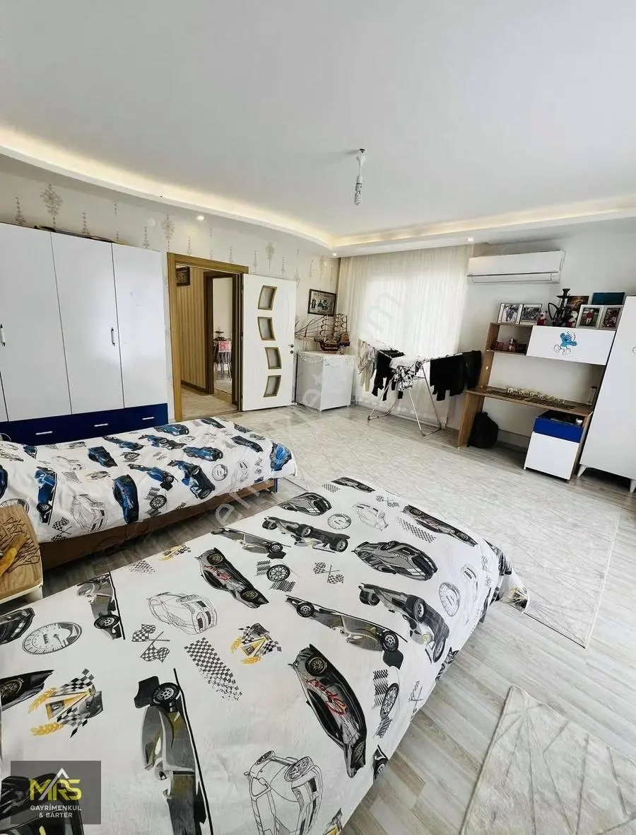 Yalınayakta 3+1 Geniş Daire