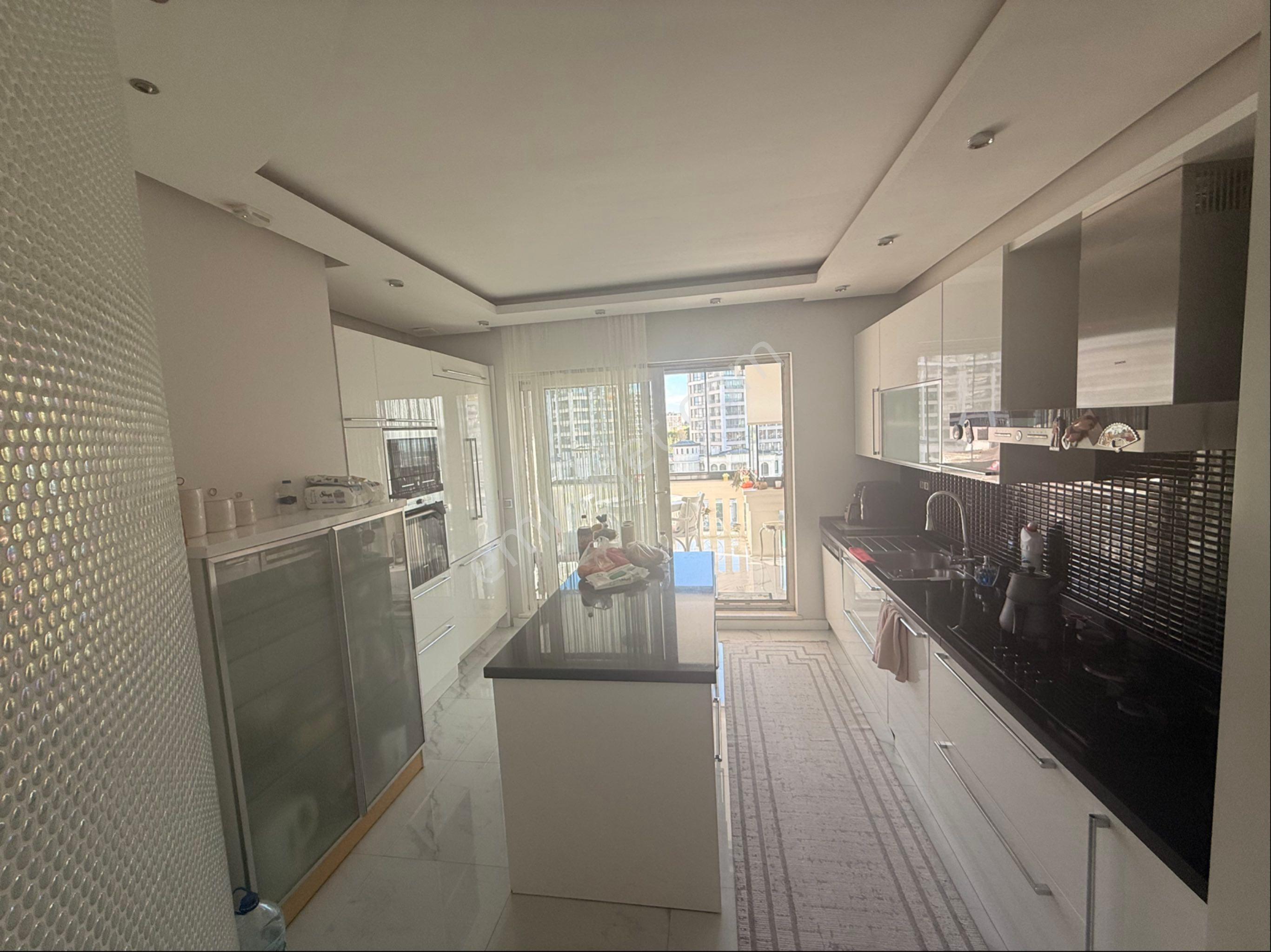 Halkalı İstanbul Sarayları Kiralık 4+1 Manzaralı Daire - Görsel 16