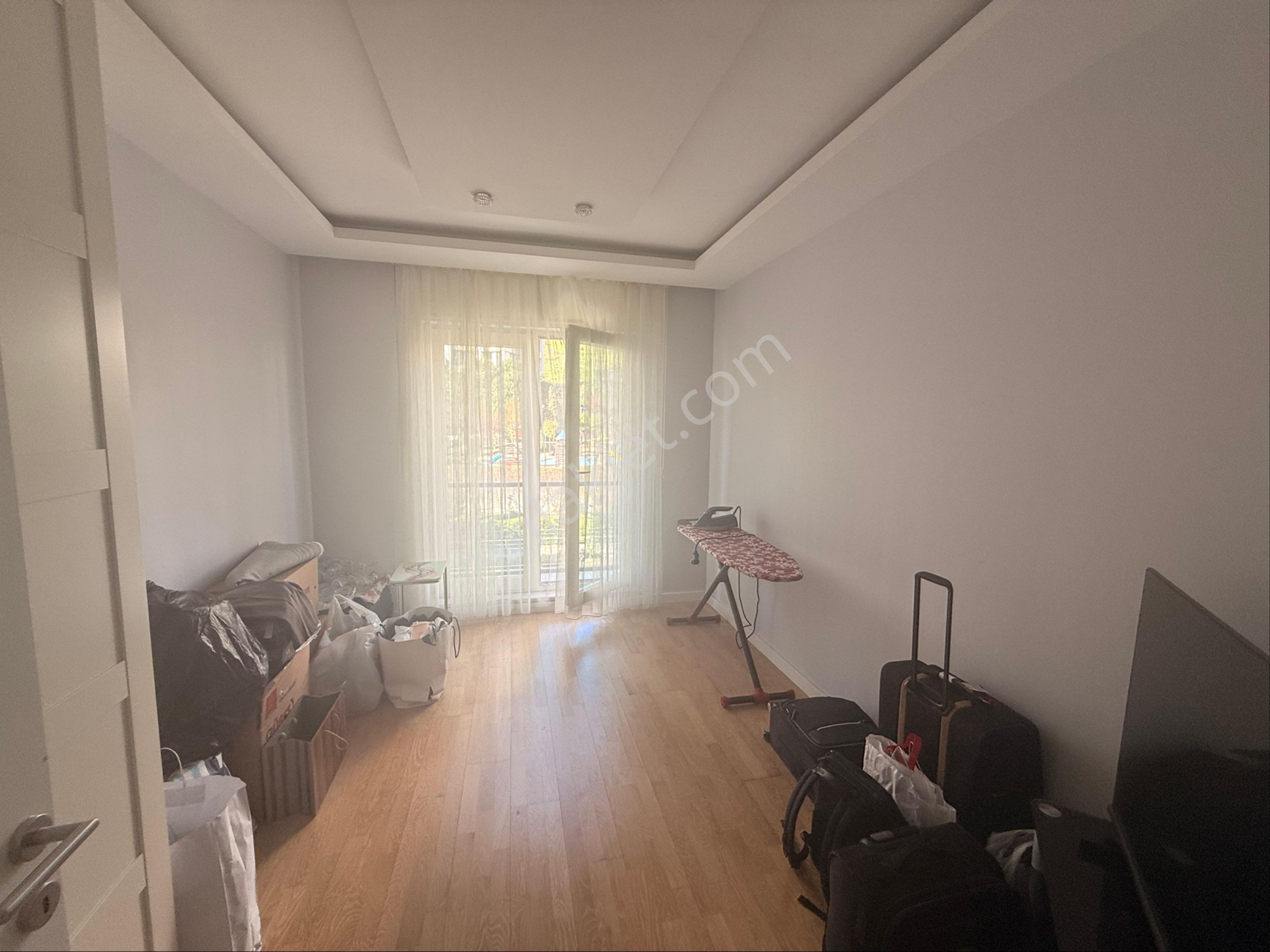 Halkalı İstanbul Sarayları Kiralık 4+1 Manzaralı Daire - Görsel 28