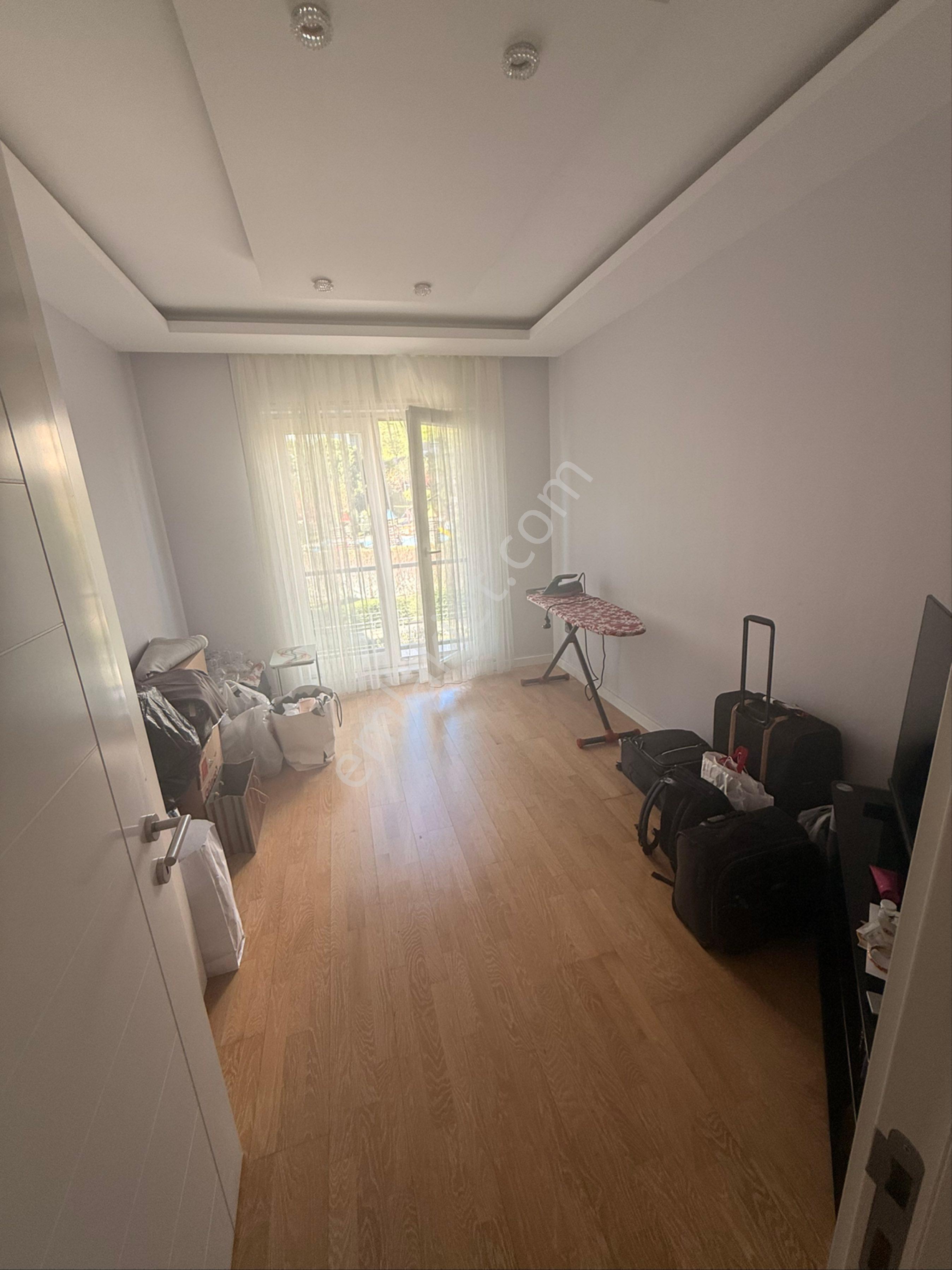 Halkalı İstanbul Sarayları Kiralık 4+1 Manzaralı Daire - Görsel 25