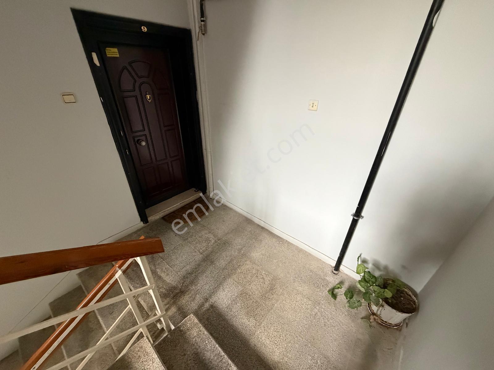 Teracıty Karşısı Cadde+doğa 3+1 Kat2 G/d/k Cephe Eşyalı Eşyasız - Görsel 9