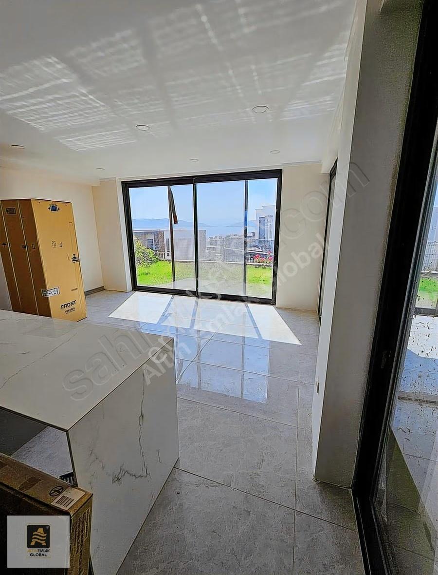 Muğla Kıyıkışlacık'ta Sıfır, Denize Sıfır, Plajlı Lüks Villa - Görsel 10