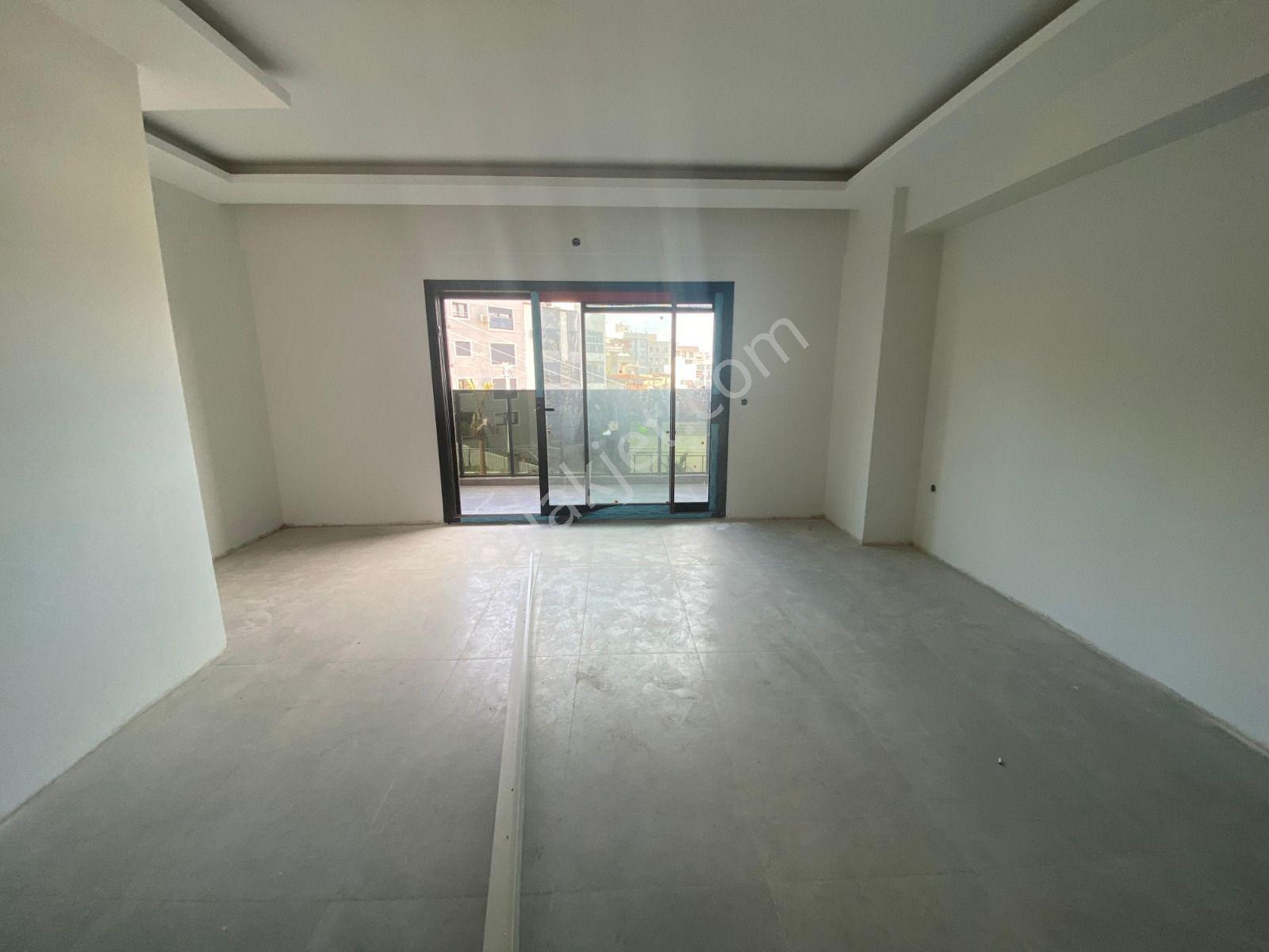 Turyaptan Yeni Projede Göztepe Stadına Yakın,havuzlu Sitede 2+1 - Görsel 2