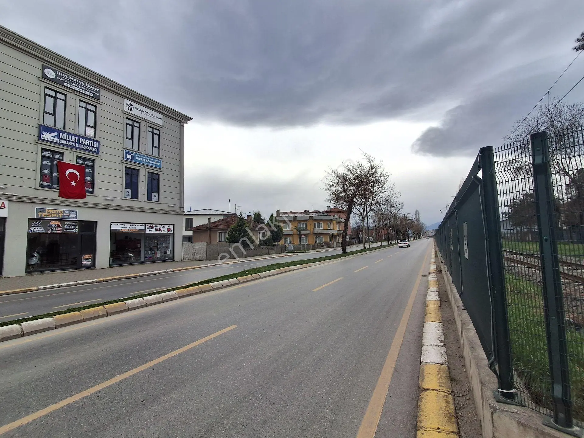 Sakarya Mithatpaşa Mah. Donatımda Satılık Ofis - Büro - Görsel 3