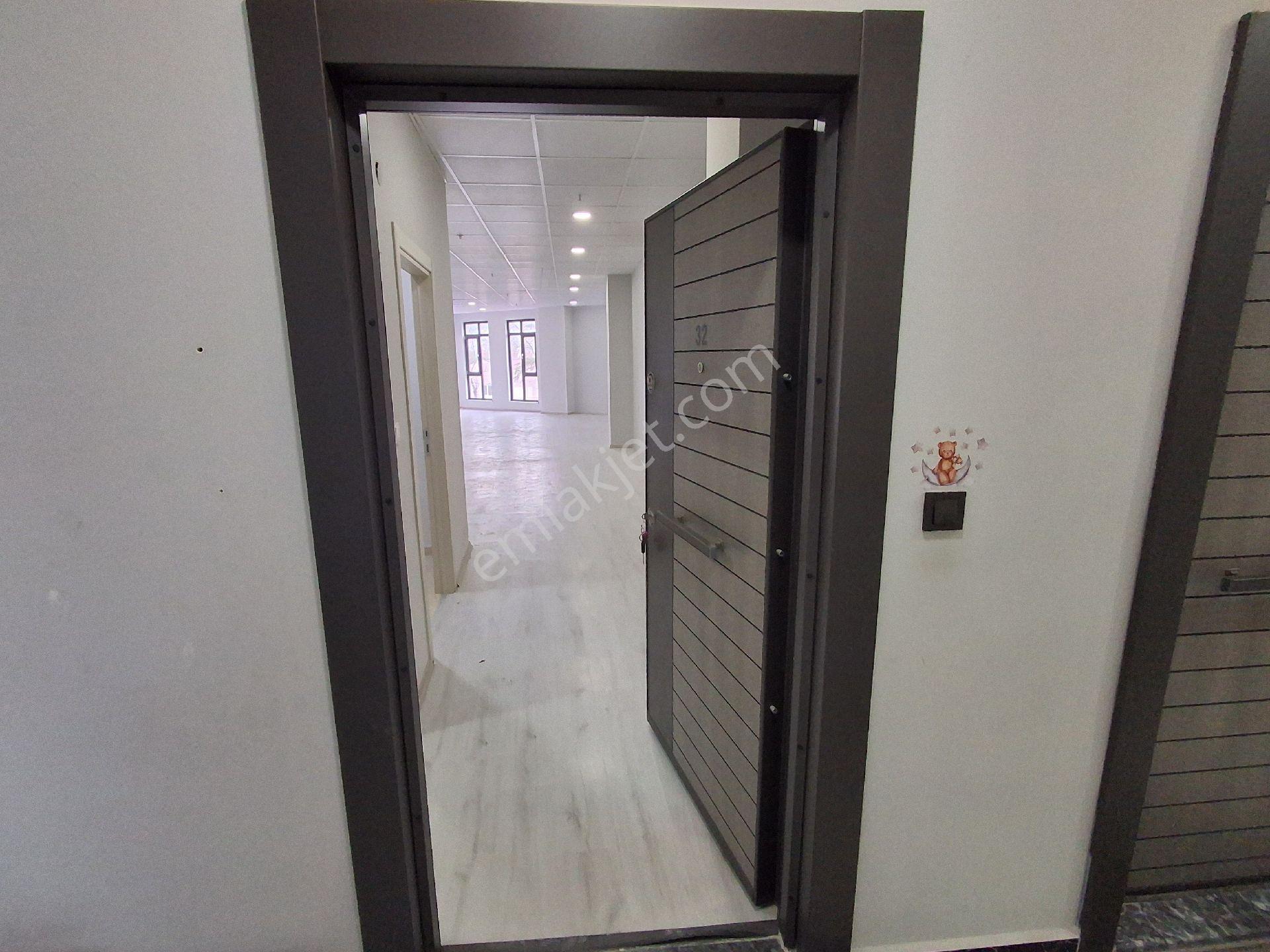 Sakarya Mithatpaşa Mah. Donatımda Satılık Ofis - Büro - Görsel 20