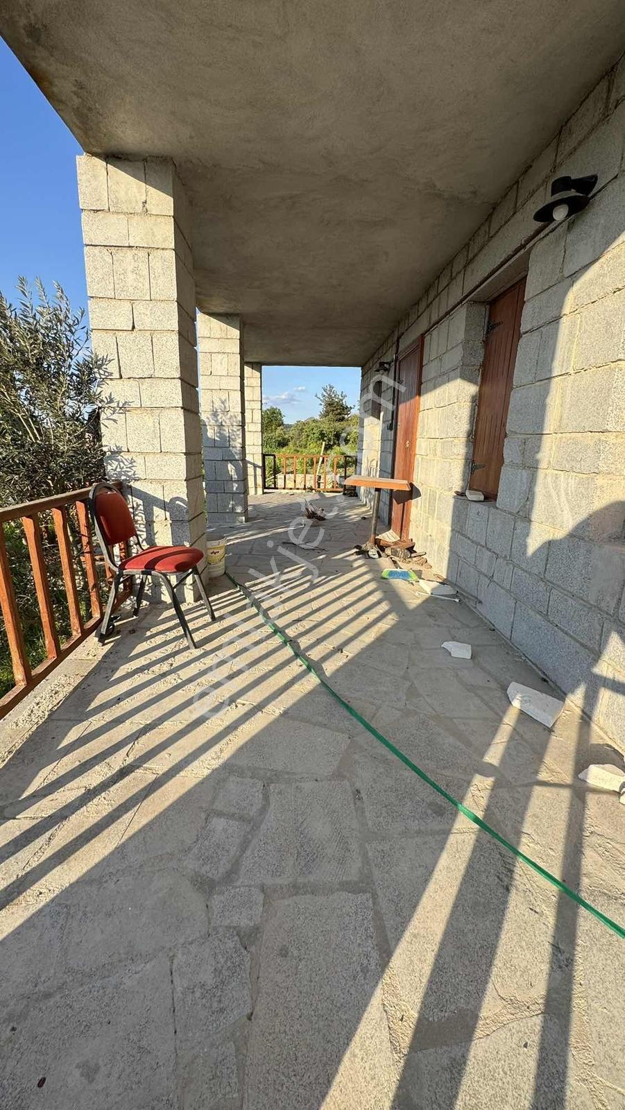 Doğanın Ortasında Hazır Yaşam Zeytinlik + 2 Katlı Taş Villa - Görsel 5