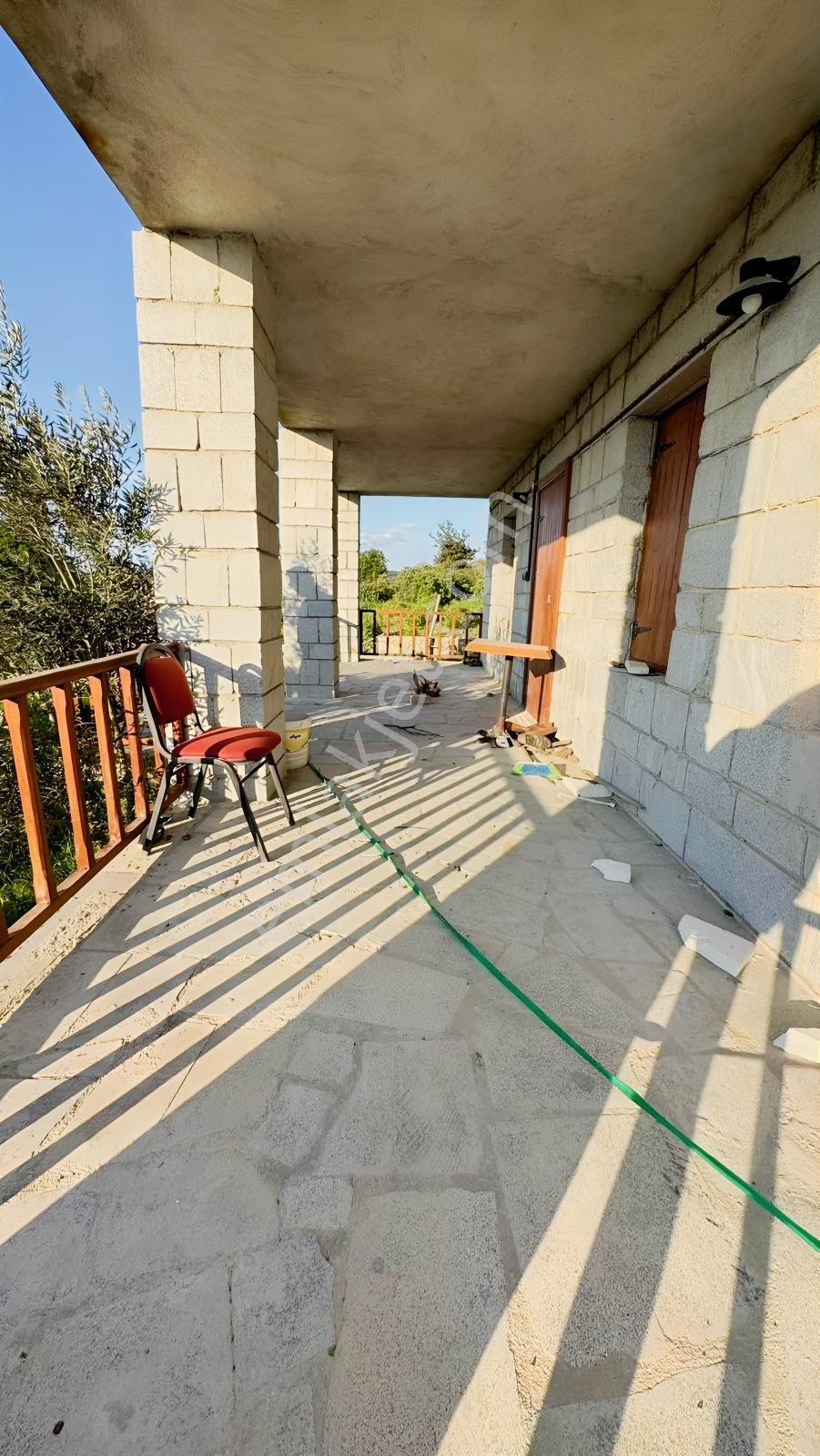 Doğanın Ortasında Hazır Yaşam Zeytinlik + 2 Katlı Taş Villa - Görsel 19