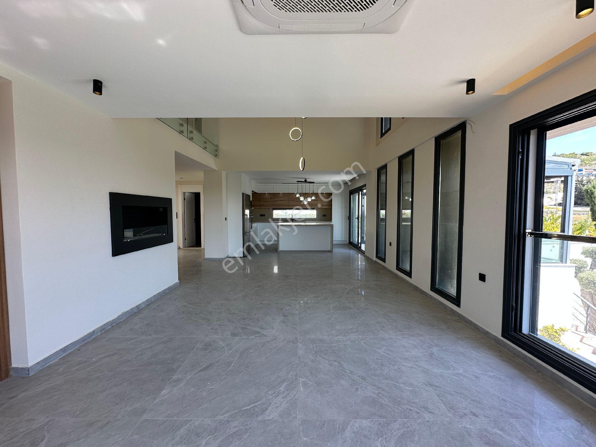 Çeşme Musalla Mah. Satılık Triplex Tam Müstakil 6+2 Villa - Görsel 22