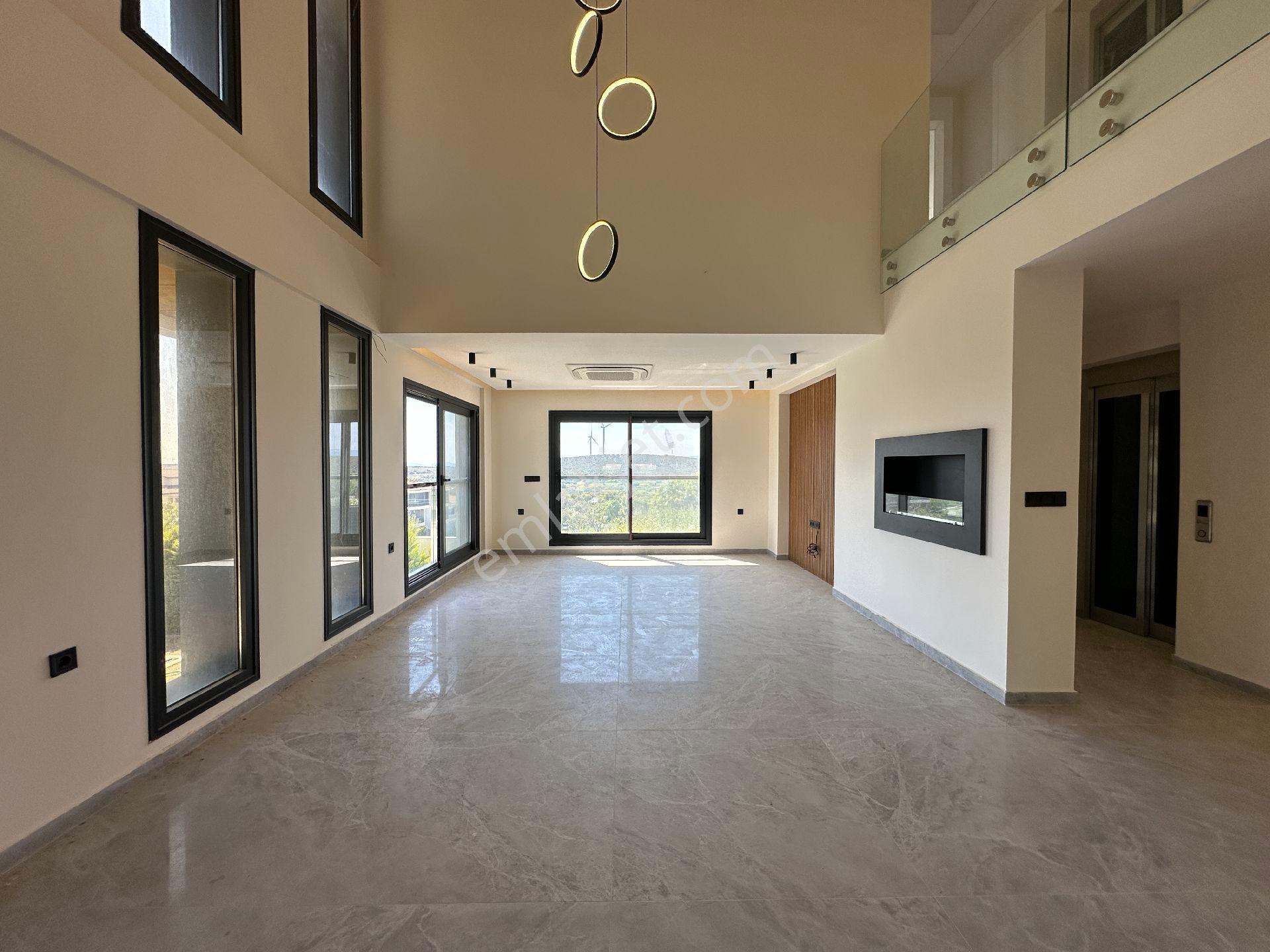 Çeşme Musalla Mah. Satılık Triplex Tam Müstakil 6+2 Villa - Görsel 23