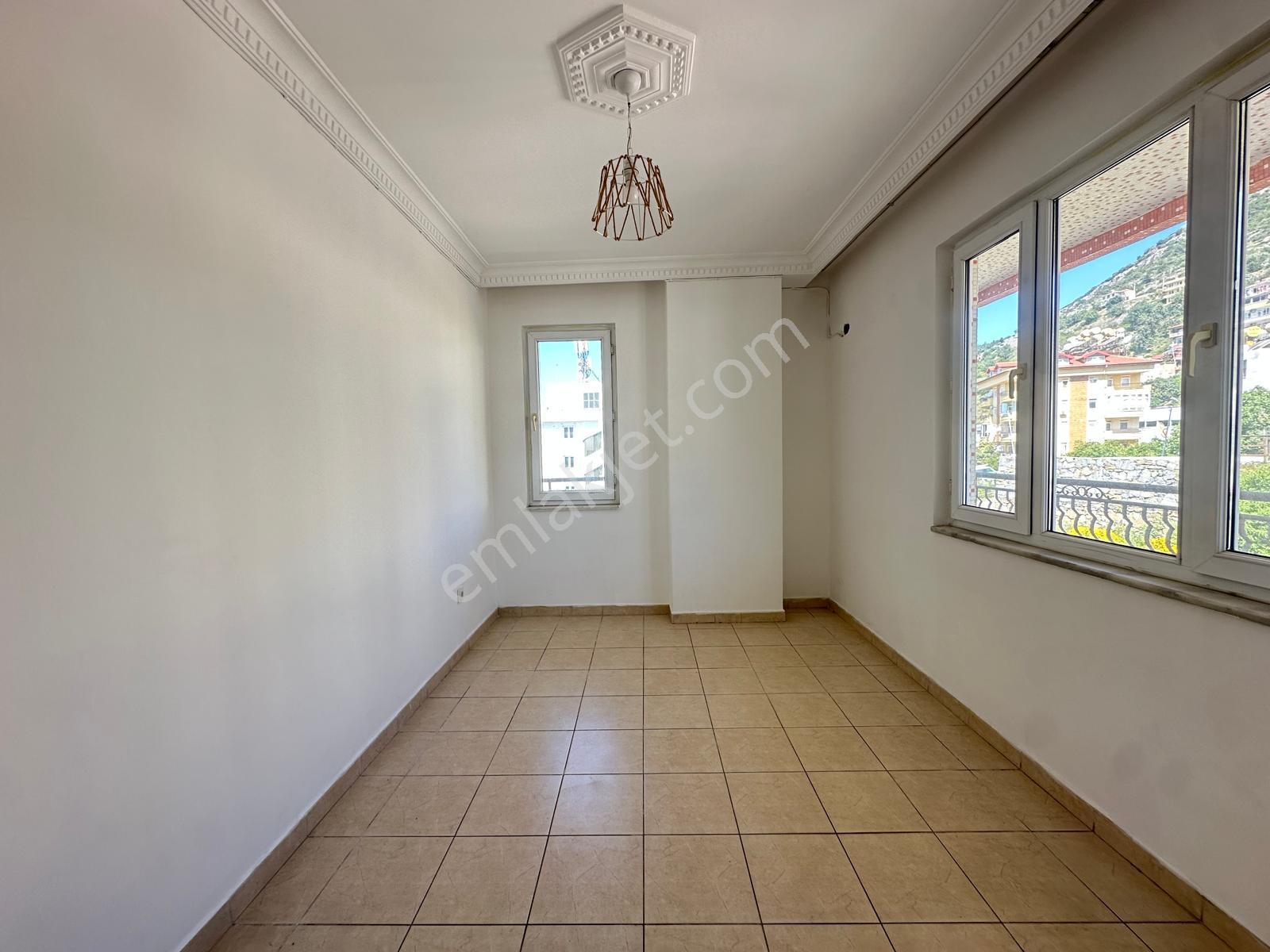 Alanya Çevre Yolu Kenarı Kiralık 3+1 Ayrı Mutfak Ofis/daire - Görsel 18
