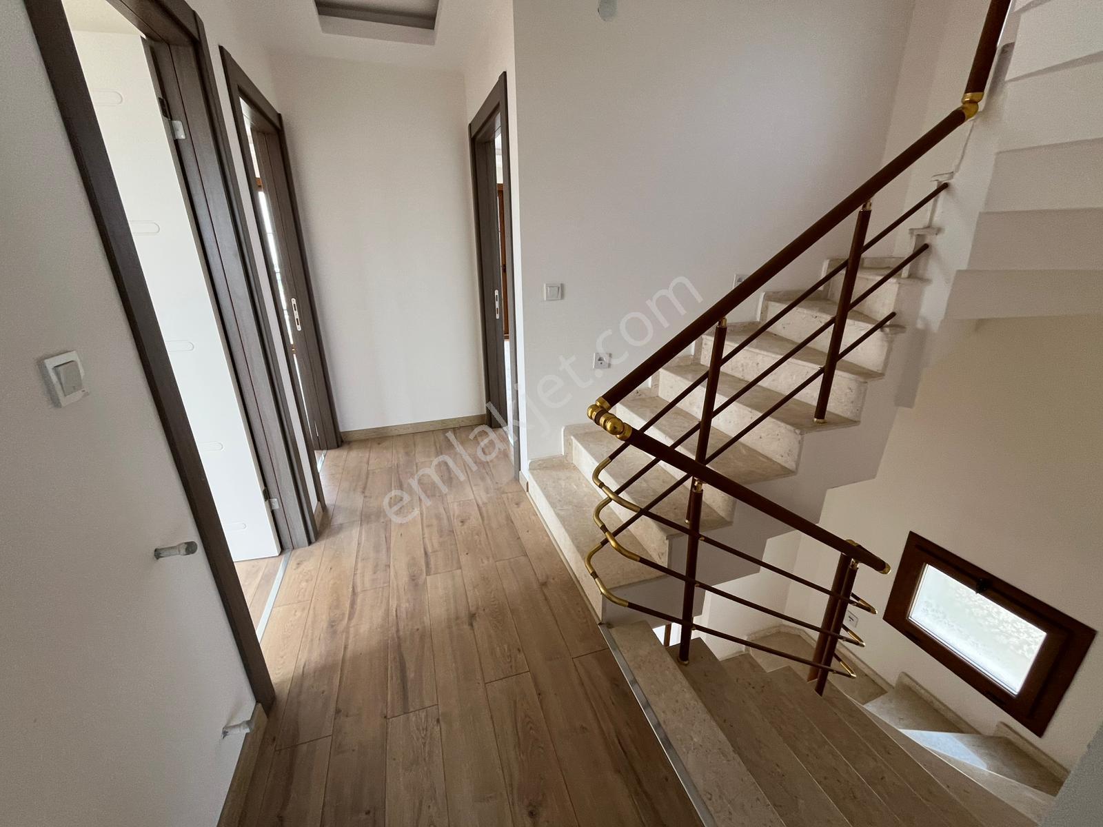 Didim Mersinderede Deniz Manzaralı 4+1 Müstakil Arsalı Villa - Görsel 22