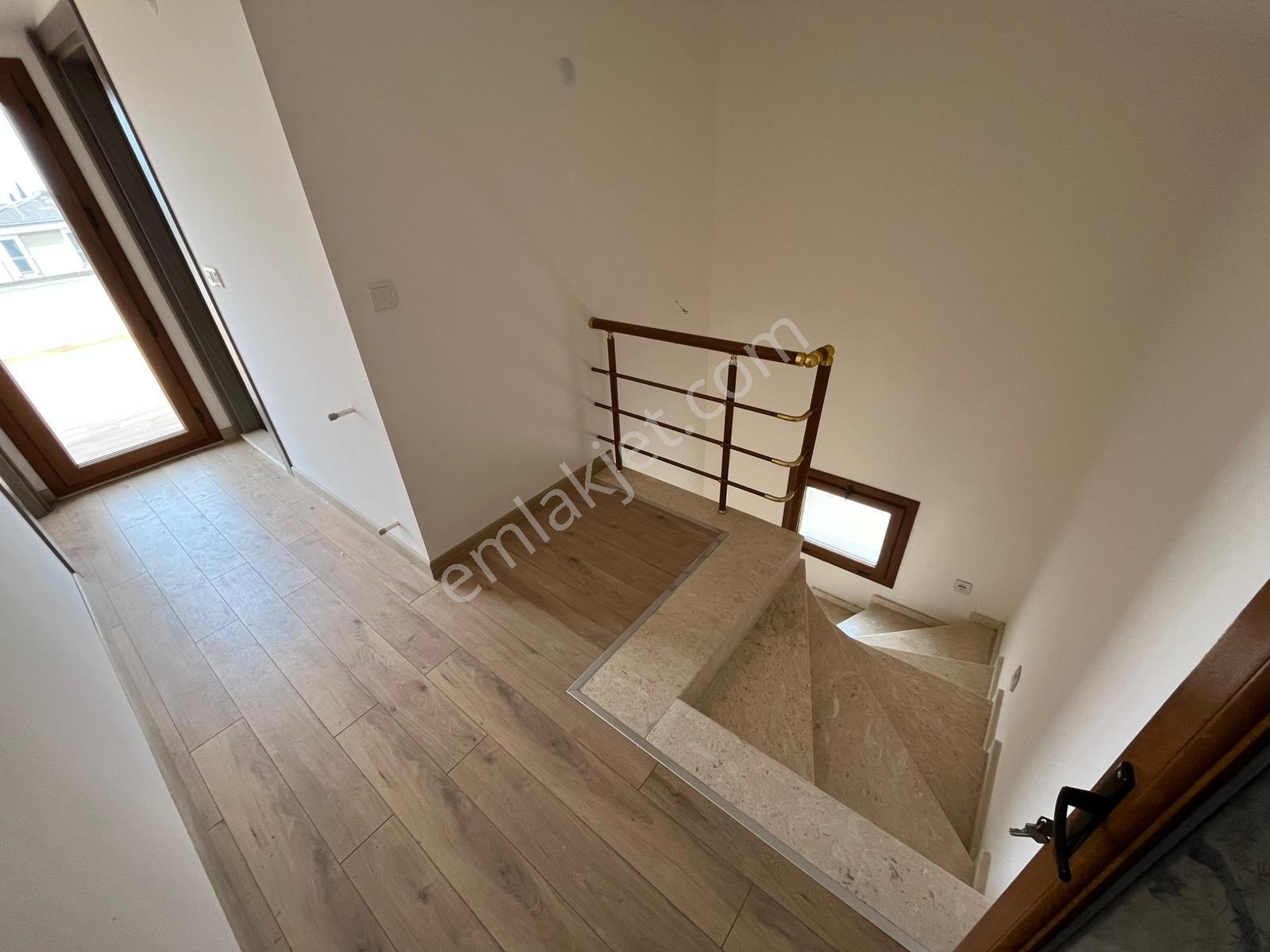 Didim Mersinderede Deniz Manzaralı 4+1 Müstakil Arsalı Villa - Görsel 36