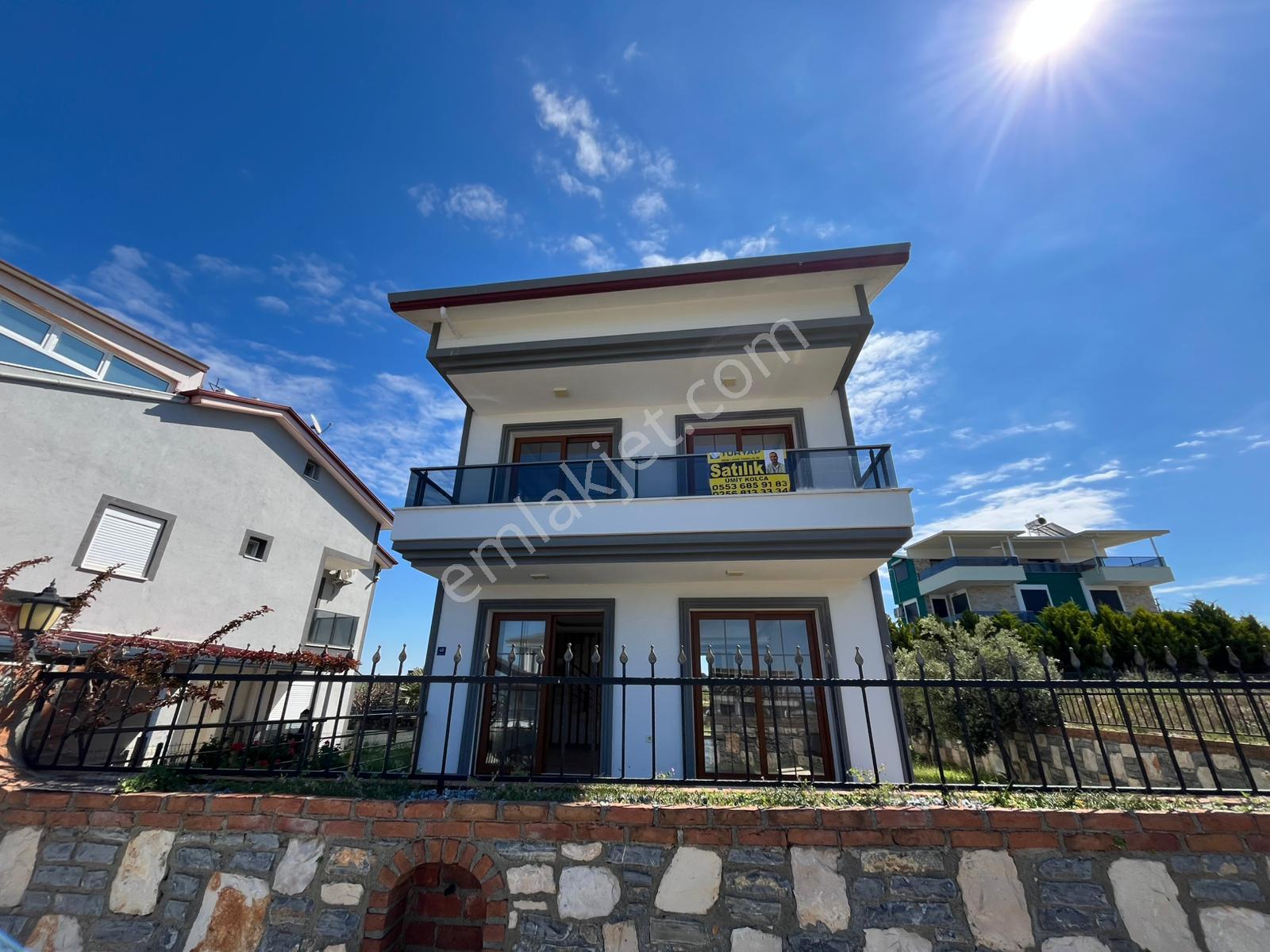 Didim Mersinderede Deniz Manzaralı 4+1 Müstakil Arsalı Villa - Görsel 2