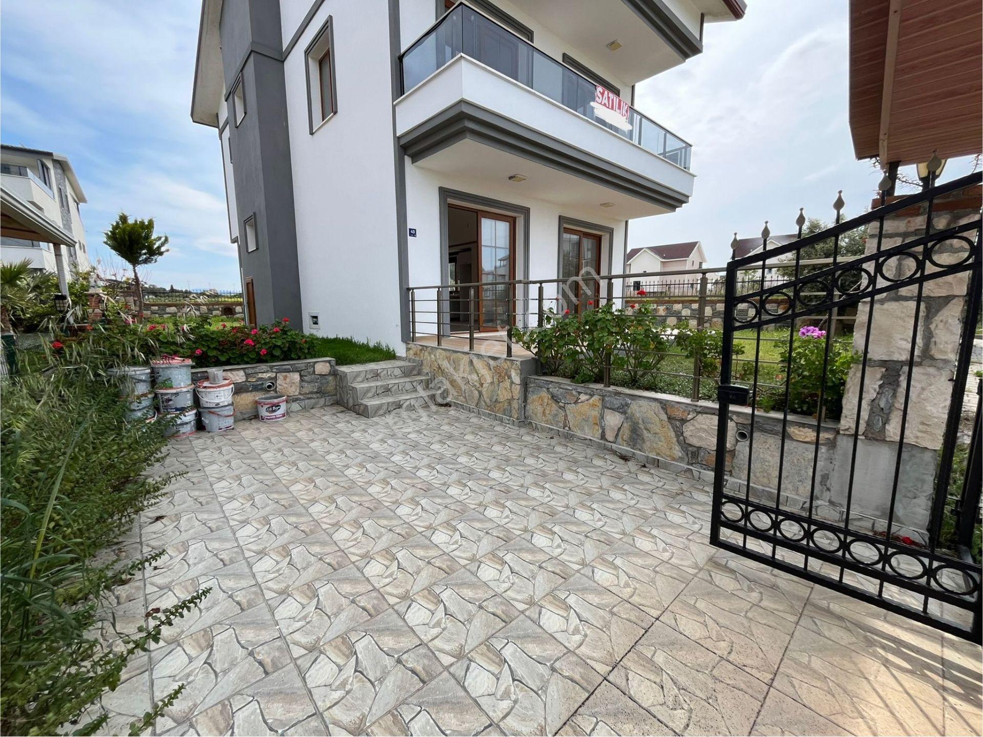 Didim Mersinderede Deniz Manzaralı 4+1 Müstakil Arsalı Villa - Görsel 5