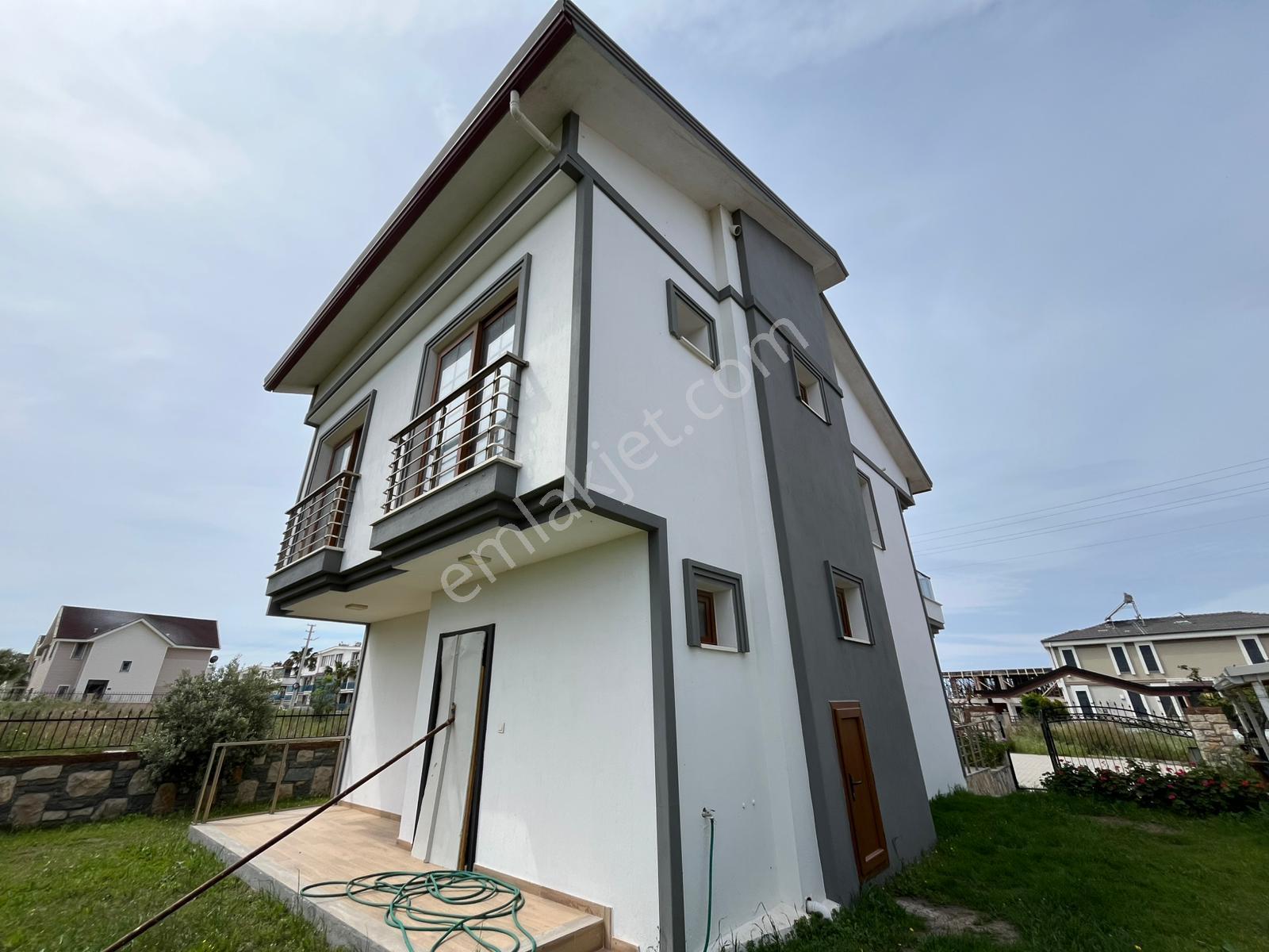 Didim Mersinderede Deniz Manzaralı 4+1 Müstakil Arsalı Villa - Görsel 11