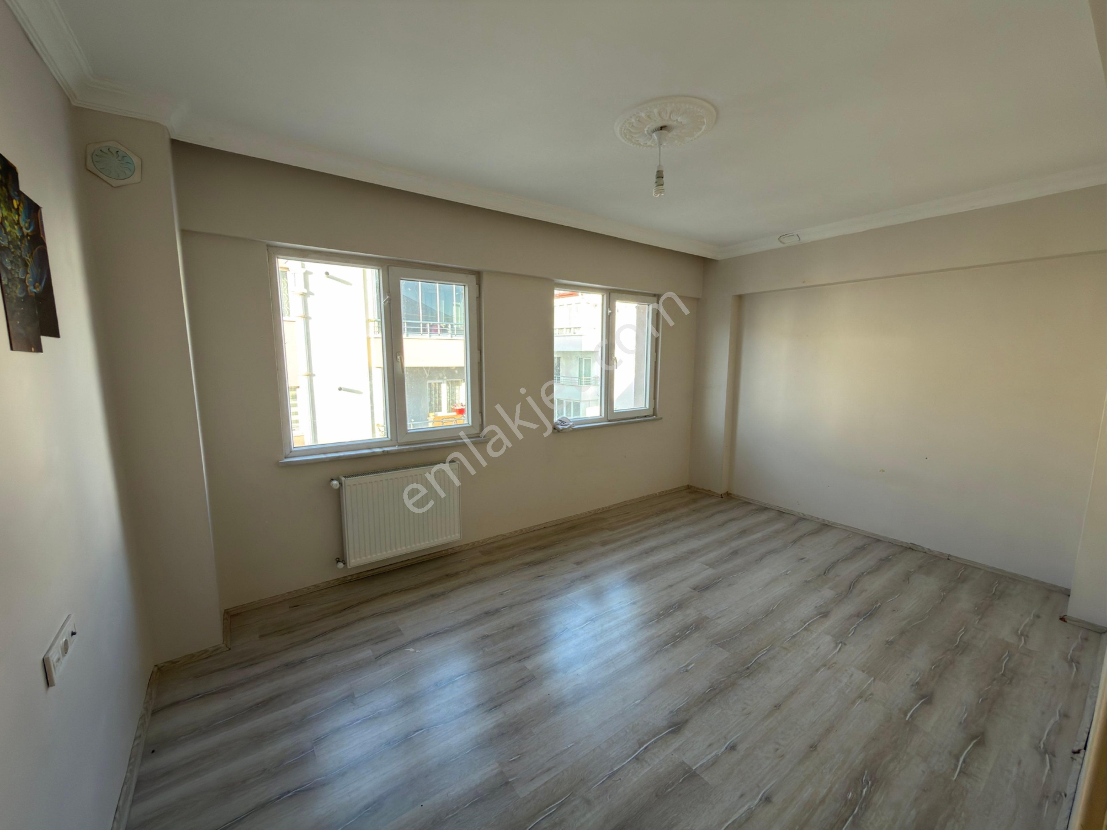Şahbaz Emlaktan | Ebeveyn Banyolu Lüks 3+1 Kiralık Daire - Görsel 25
