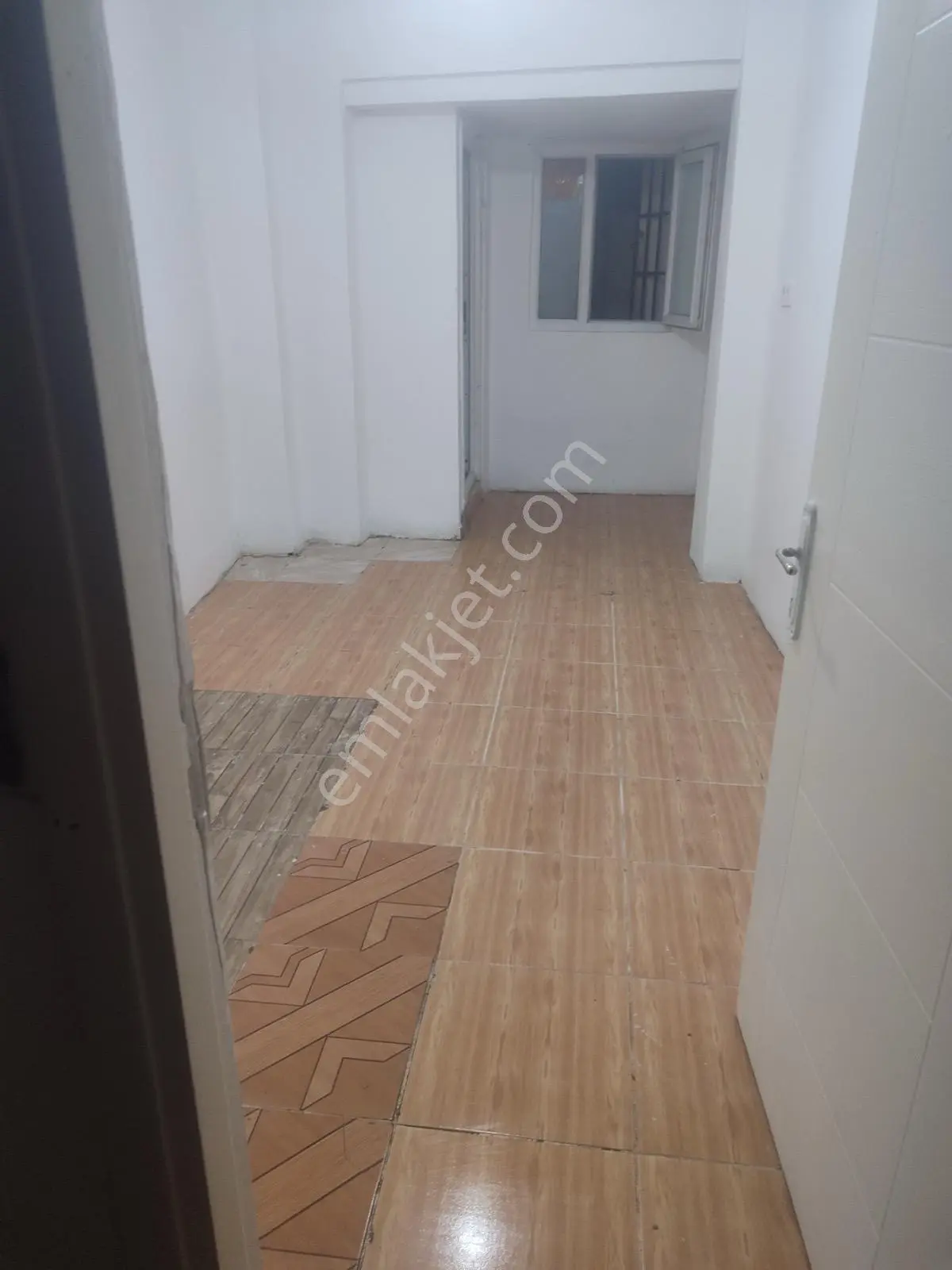 Kumkapı'da Tek Tapu Satılık 2 Studyo Daire 1 Dukkan - Görsel 3