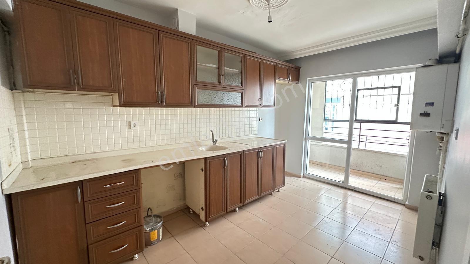 Fsn Den Yapılı Güzel Konumda 2+1 Y.giriş Çift Balkonlu Kiralık - Görsel 16
