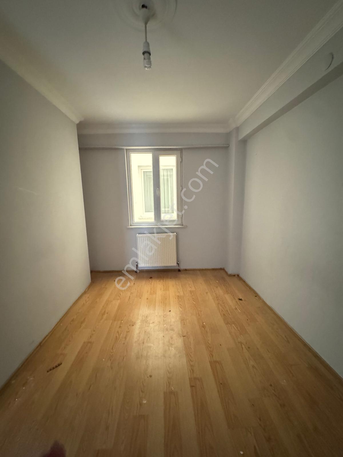 Akademi Emlak'tan Kumlubel'de Ara Kat Geniş Kiralık 1+1 - Görsel 14