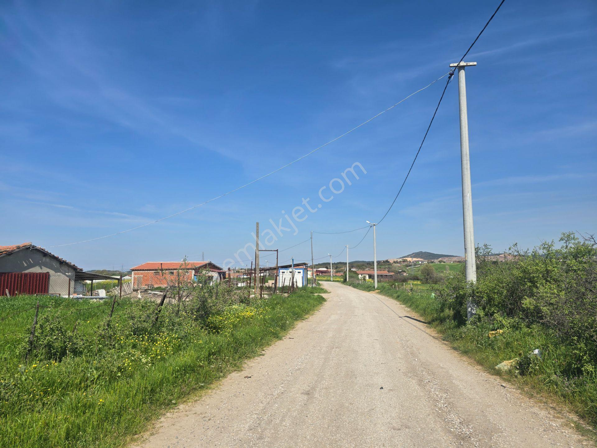 Lapseki Şahinli Köyünde 4100 M2 Satılık Tarla Han Emlak'tan - Görsel 8
